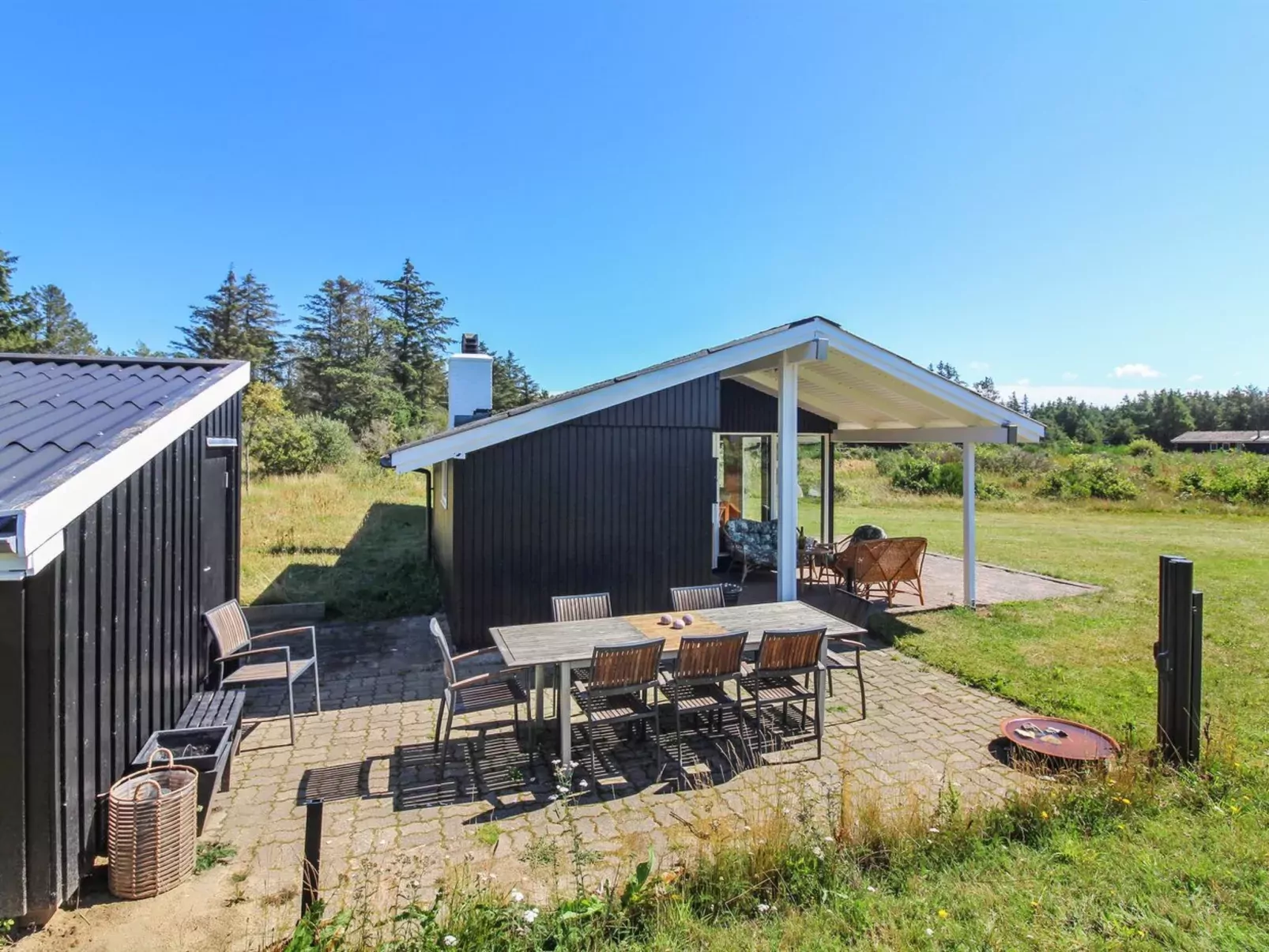 "Nestori" - 950m from the sea-Outside