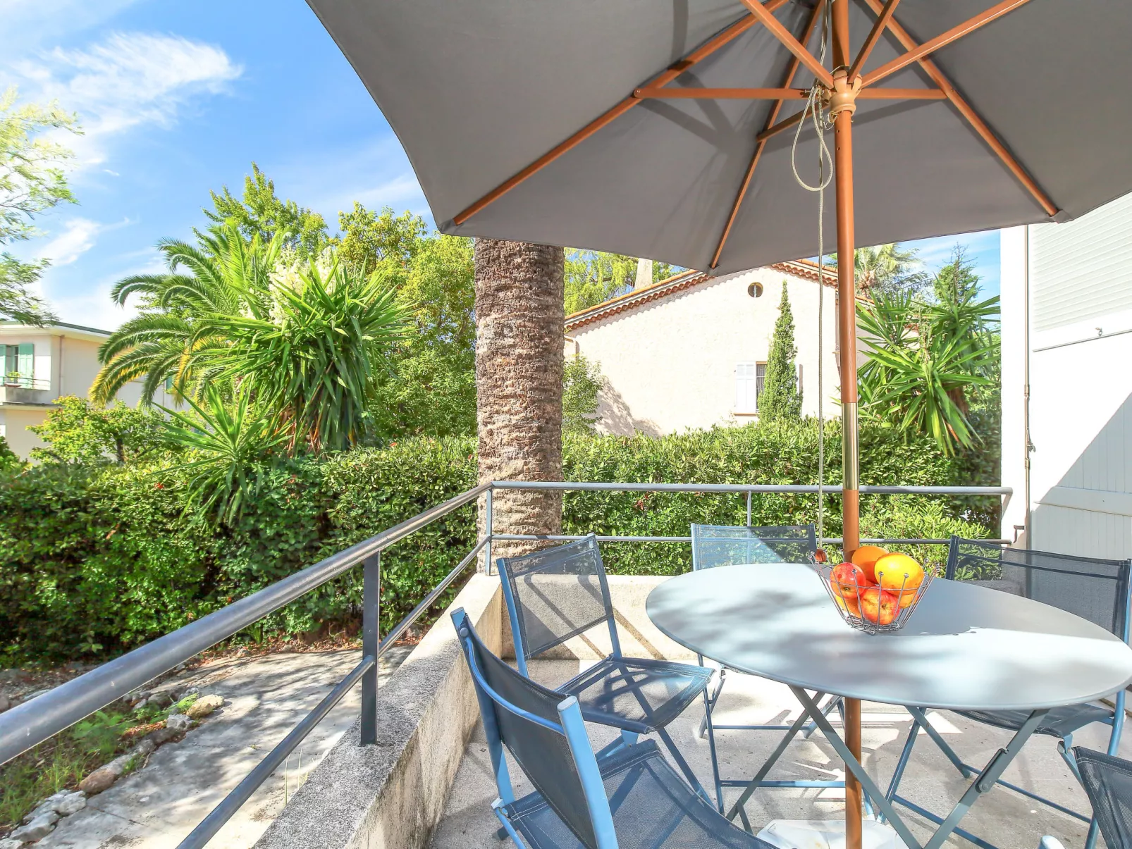 Villa Esmeralda-Outside