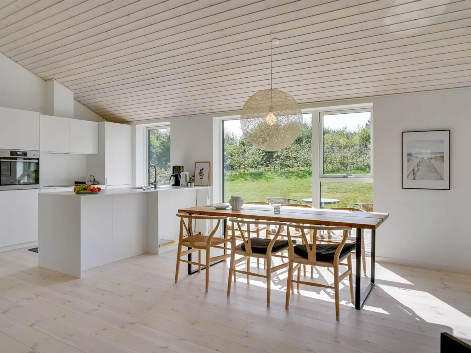 "Jord" - 1.4km from the sea-Inside