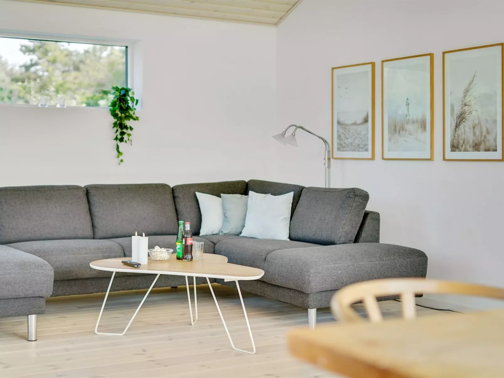 "Jord" - 1.4km from the sea-Inside
