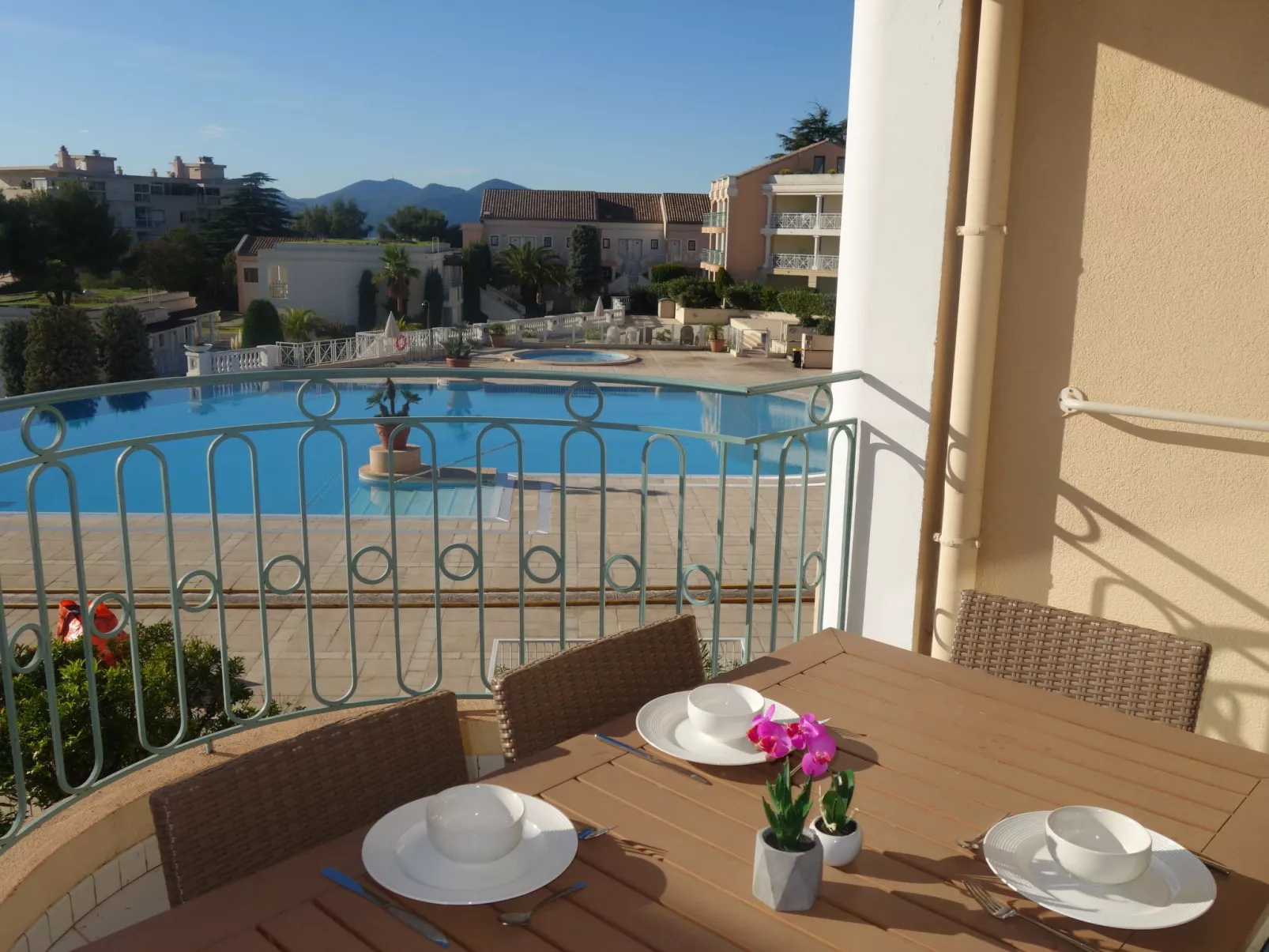 Villa Francia-Dehors