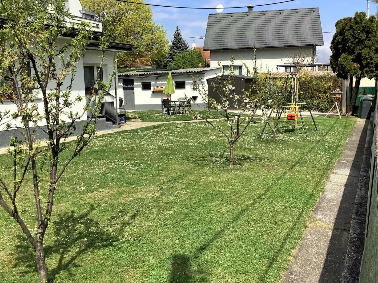 Bungalow Leopoldau-Outside