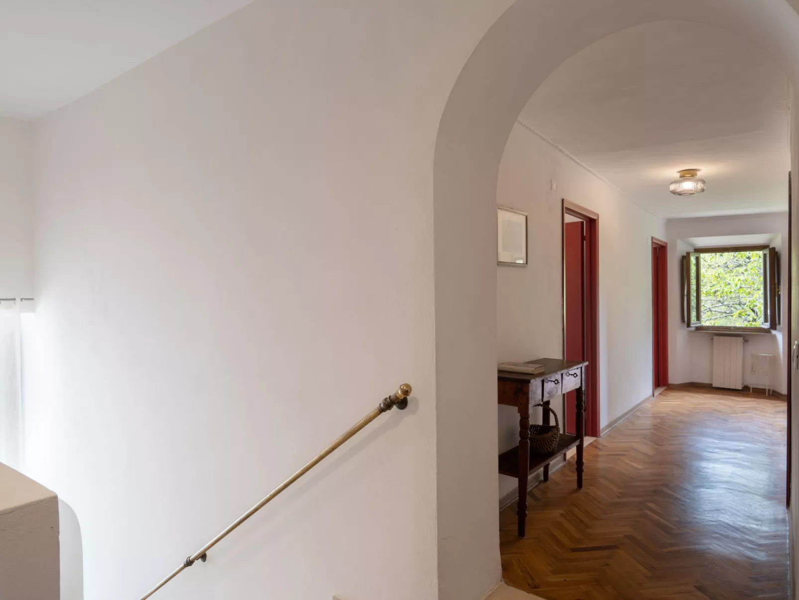 Borgo Castagnoli-Inside