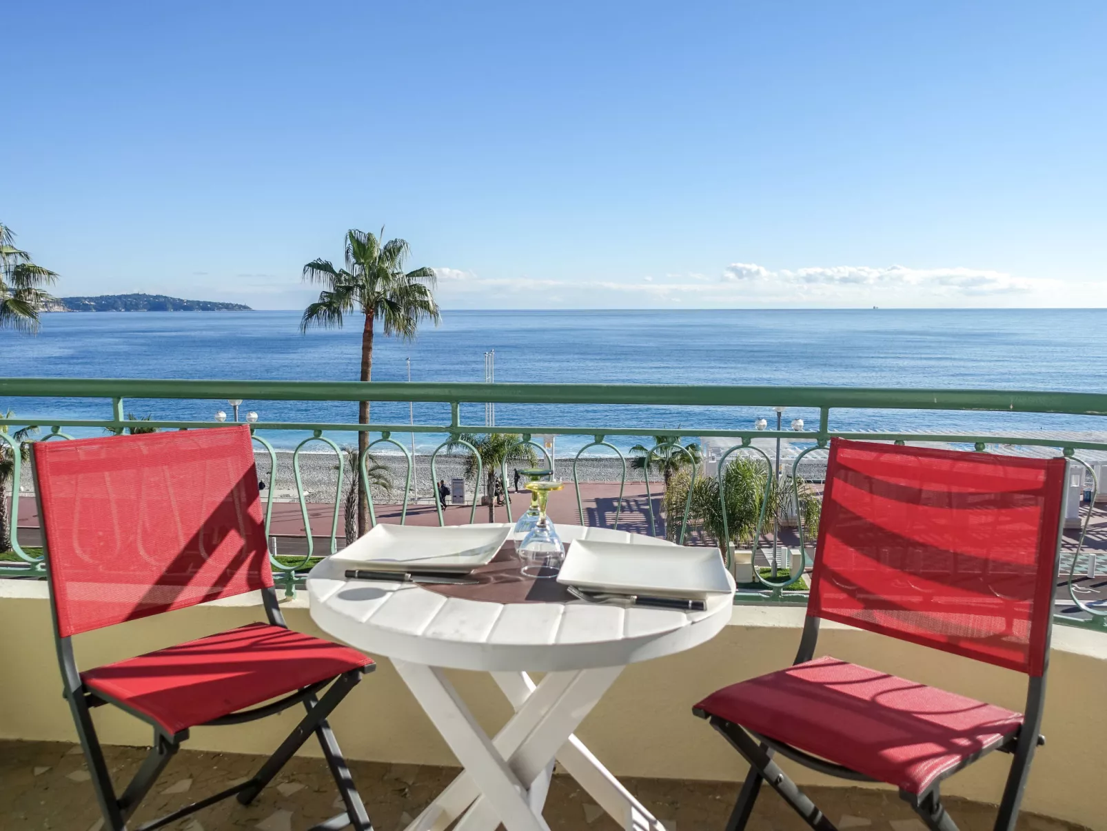 Les Yuccas Promenade des Anglais-Outside