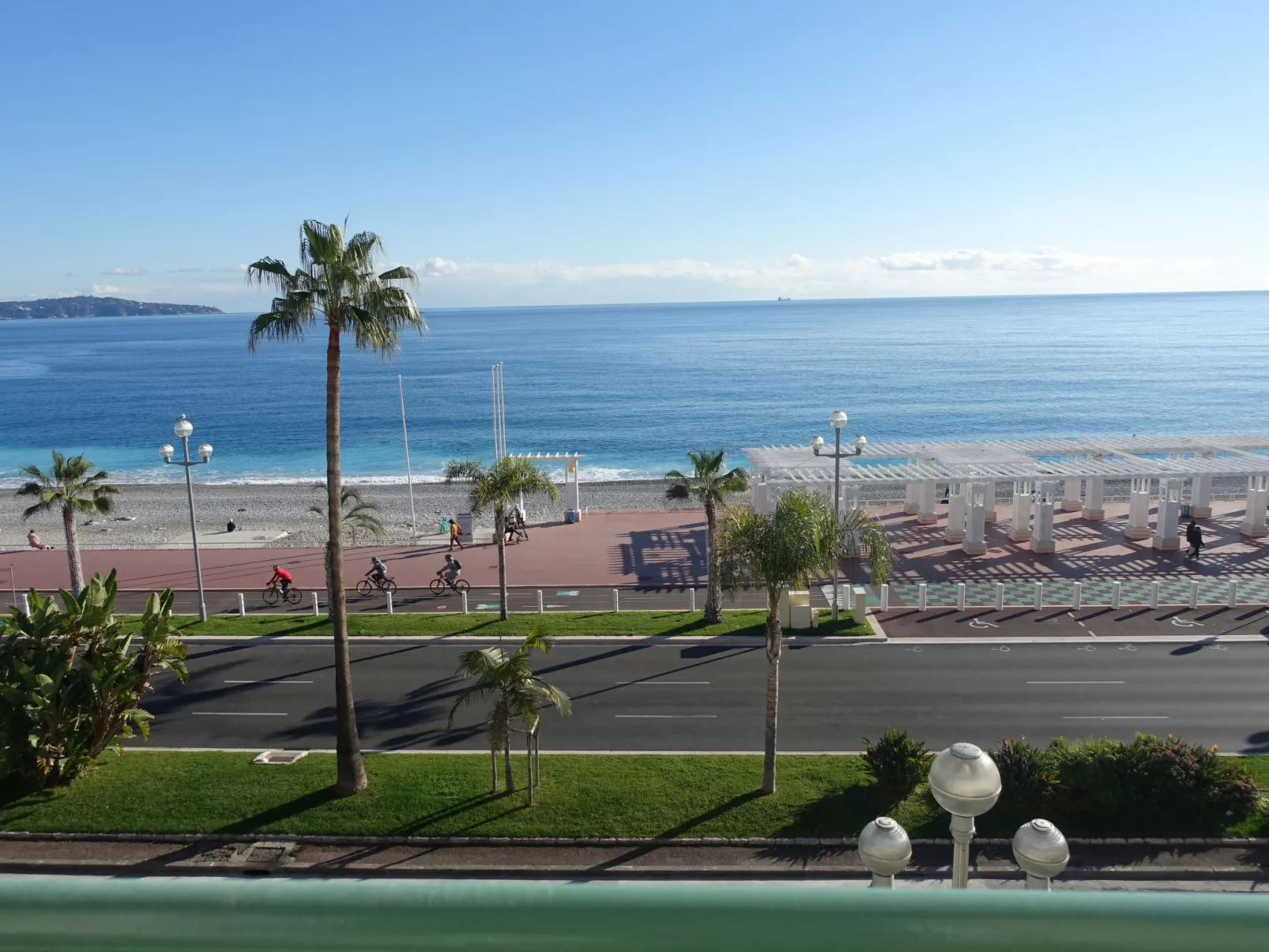 Les Yuccas Promenade des Anglais-Outside