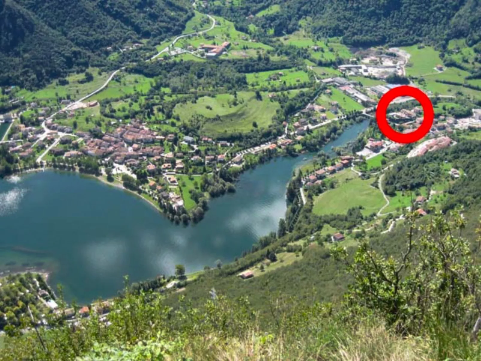 Elettra-Dehors