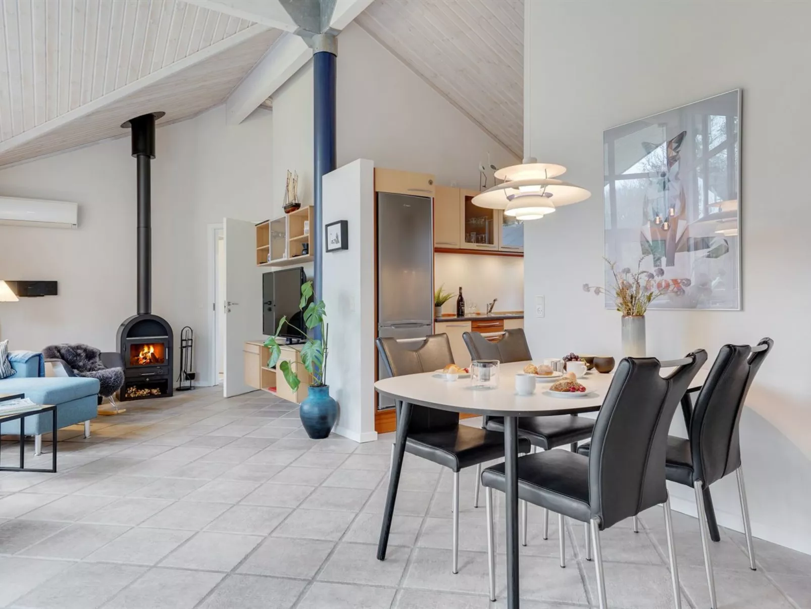 "Talula" - 350m from the sea-Inside