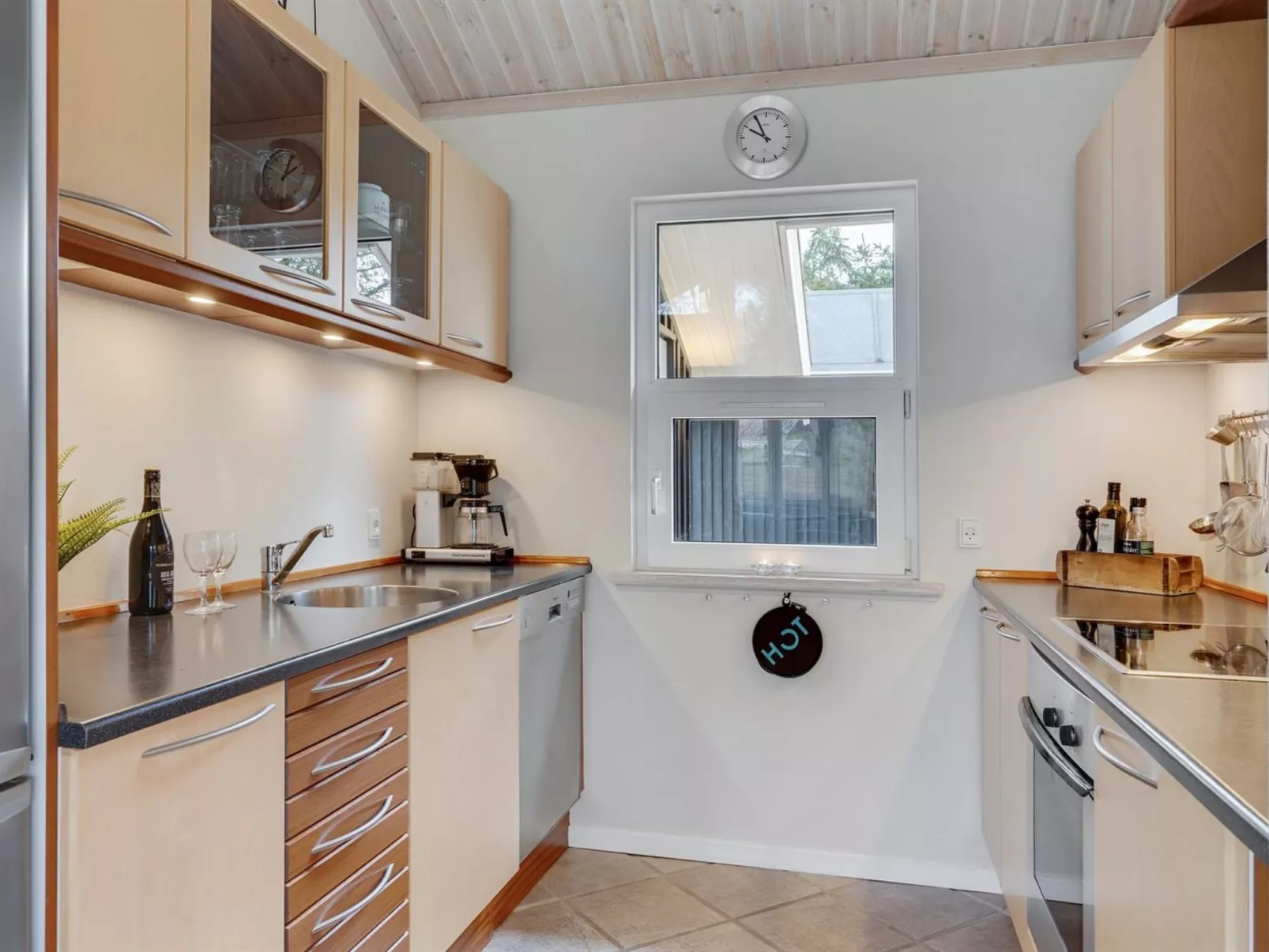 "Talula" - 350m from the sea-Inside