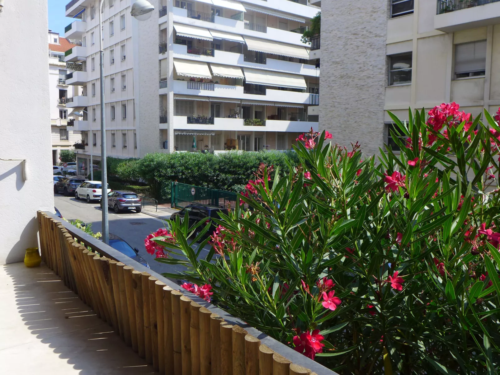 Palais Rameau-Outside