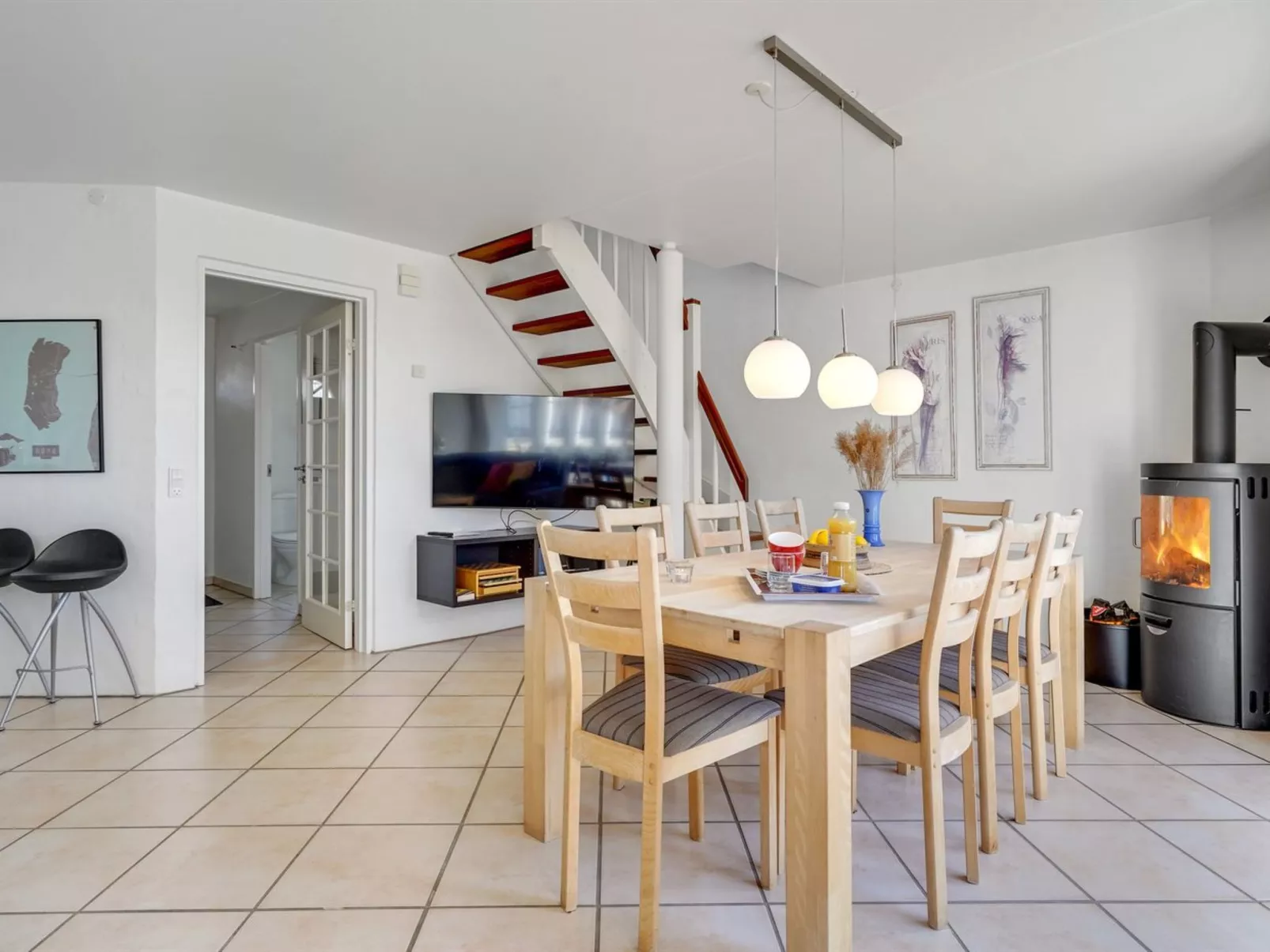 "Langsom" - 100m from the sea-Inside