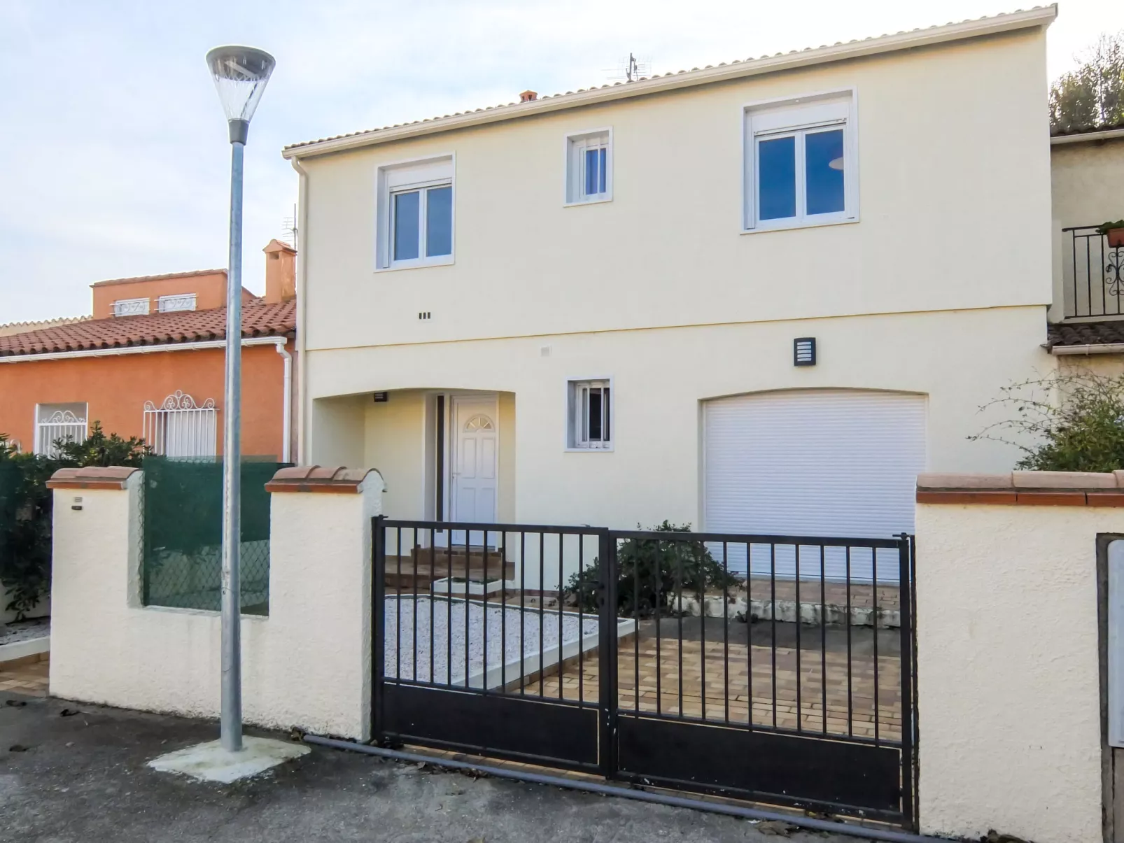 Villa de la Mer-Outside
