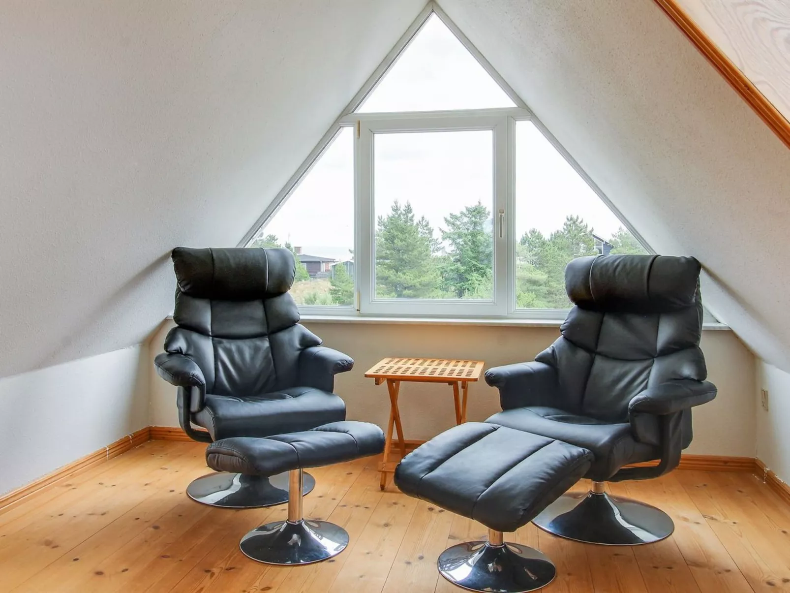 "Lissa" - 2.4km from the sea-Inside