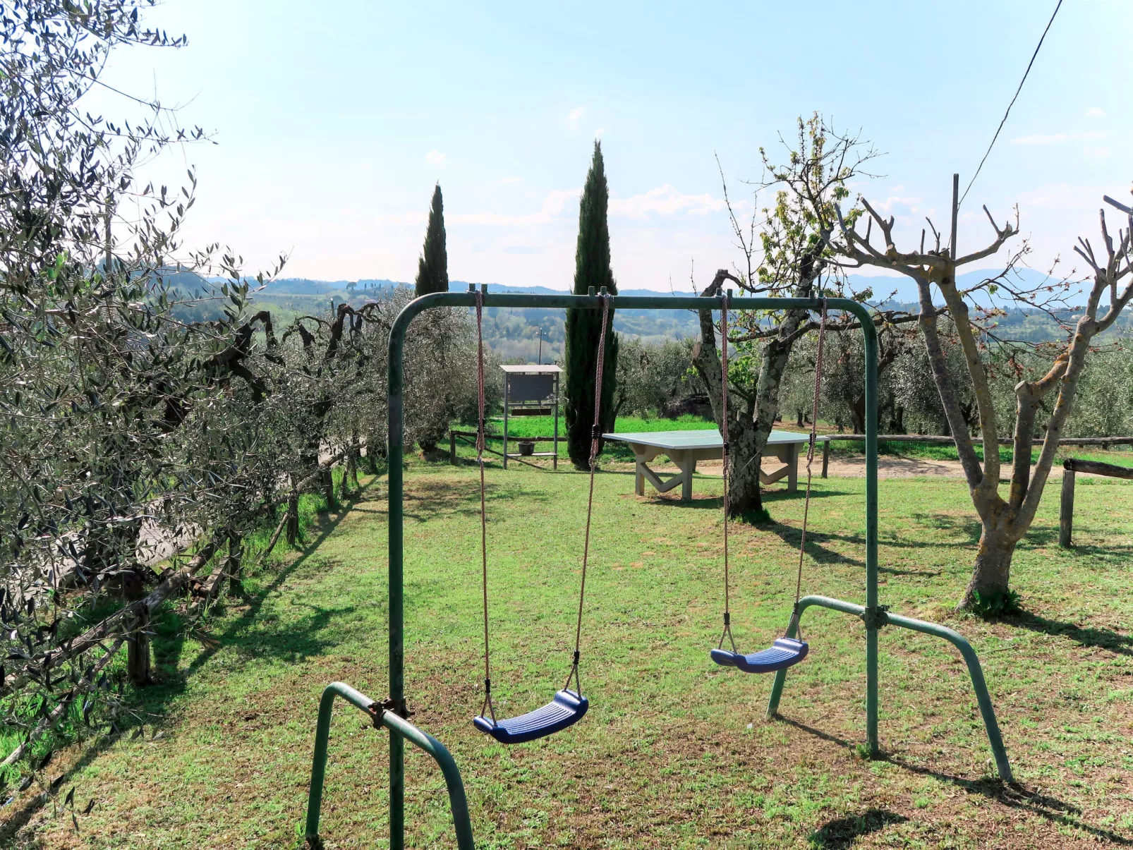 L'Uccelliera-Outside