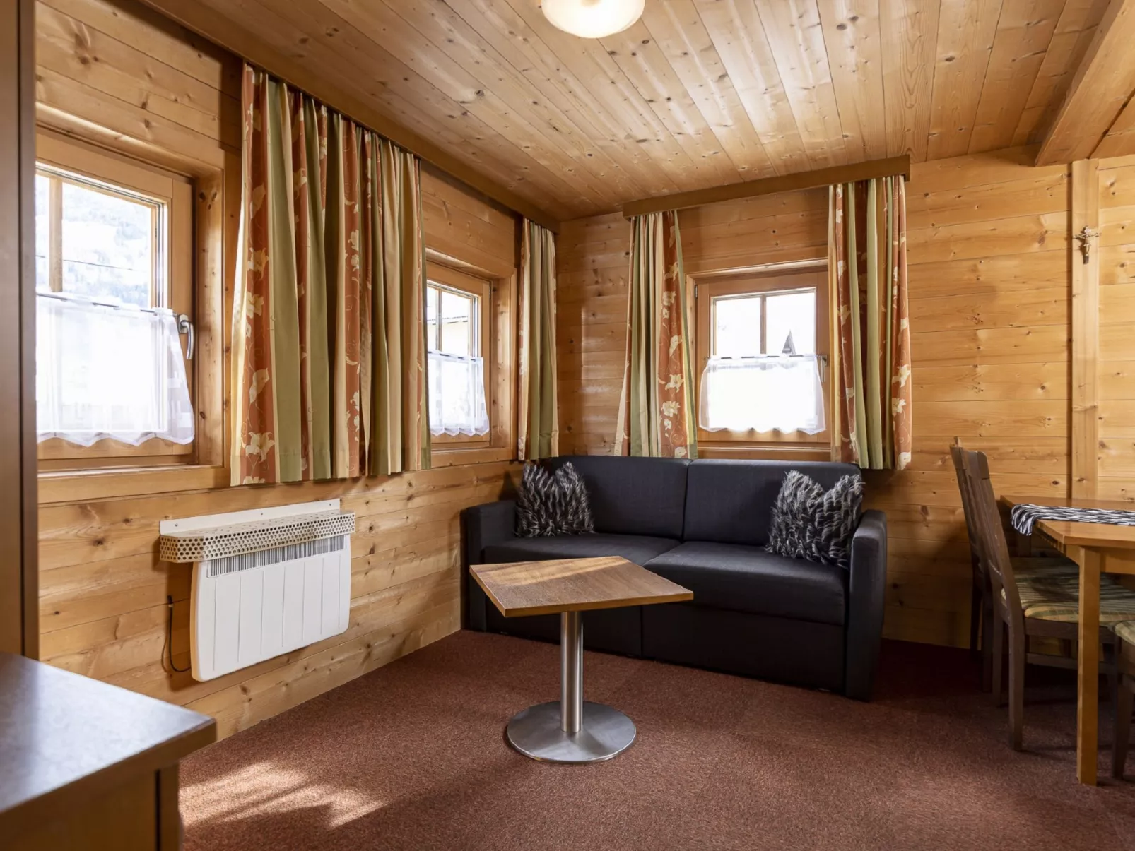 Lindenalm-Inside