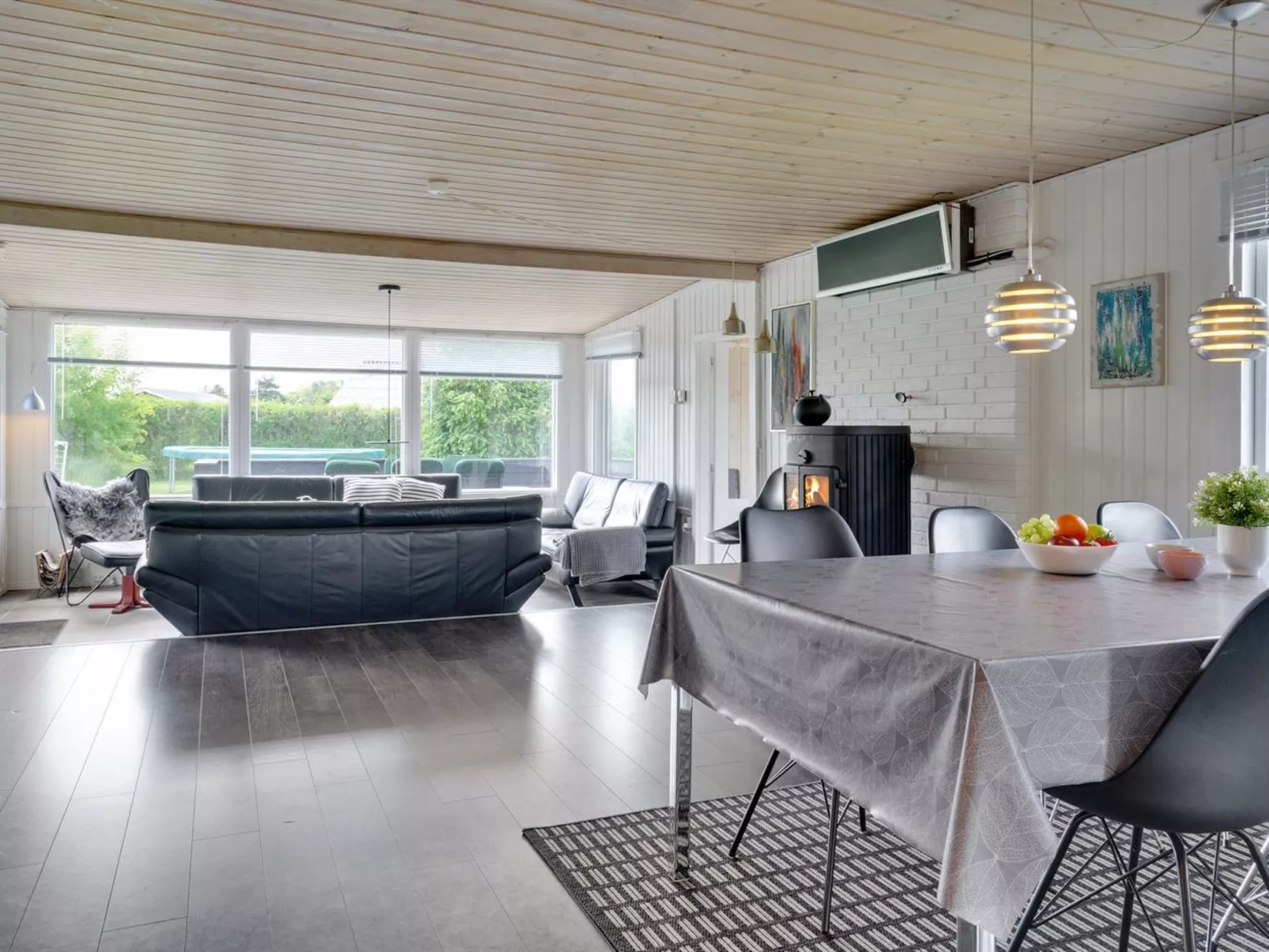 "Edel" - 650m from the sea-Inside