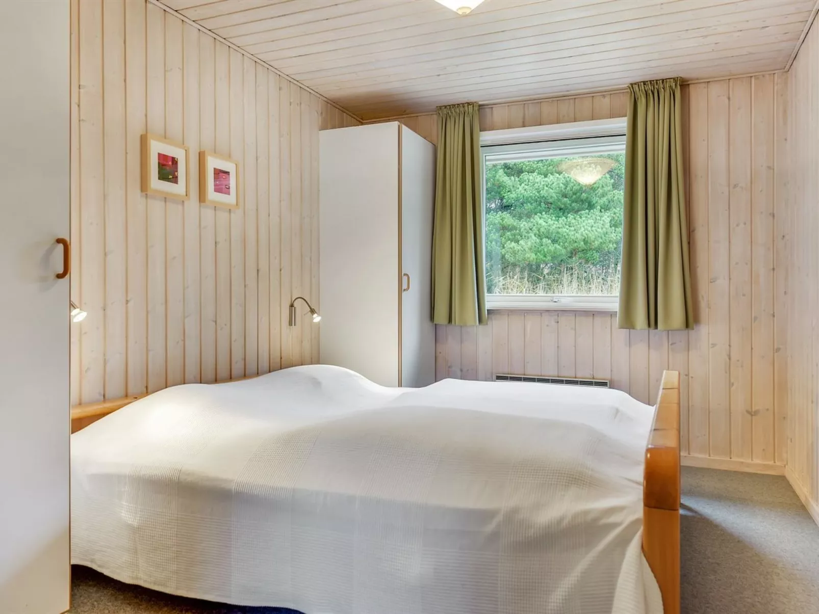 "Harthwik" - 1km from the sea-Inside