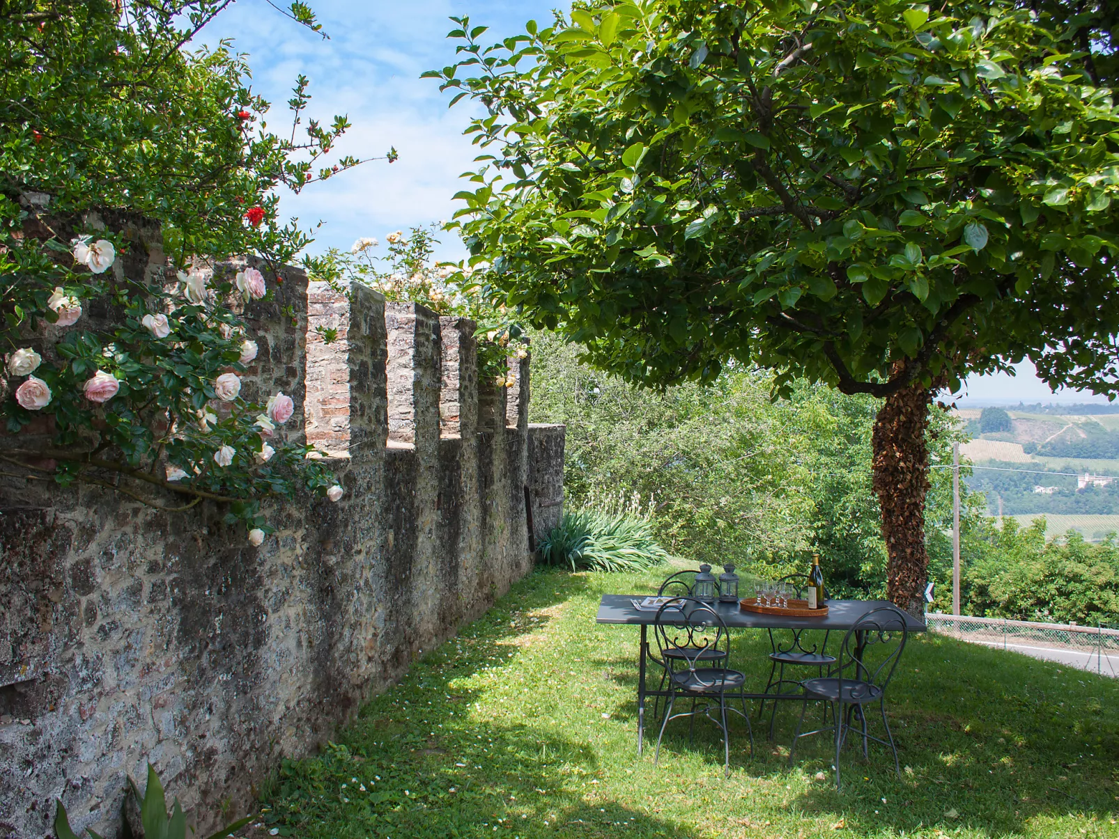 Di Magnano-Outside