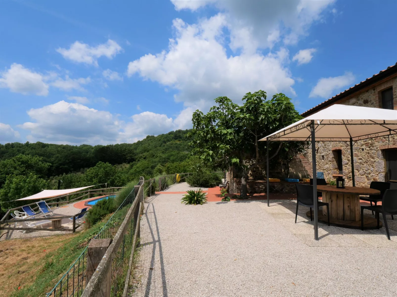 Pian dei Carpini - Chiara-Outside