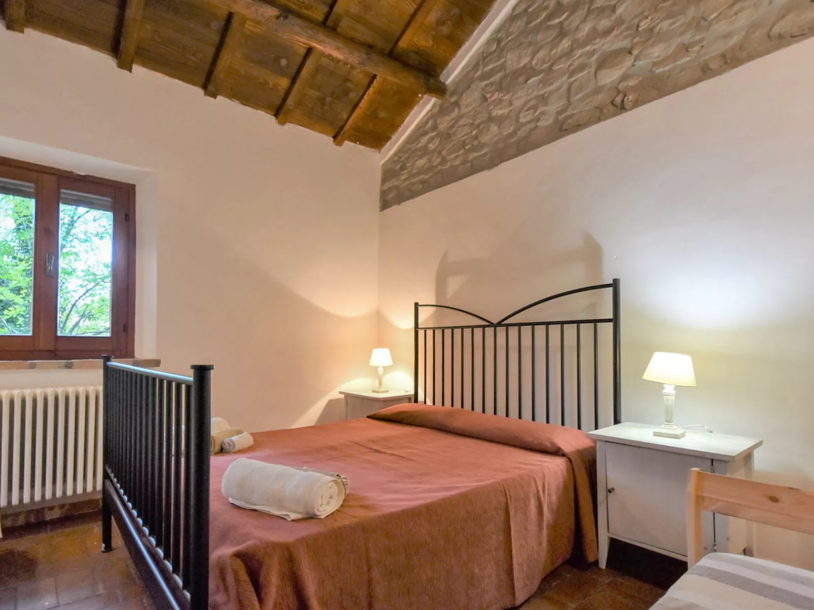 Casale Antica Pietra-Dedans