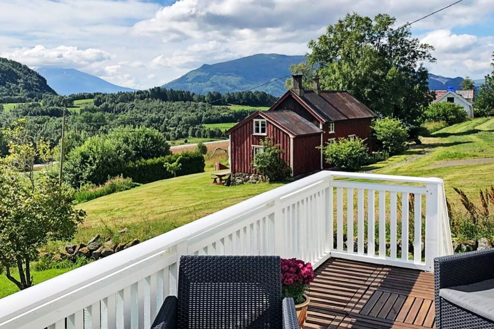 6 person holiday home in AVERØY-Outdoor