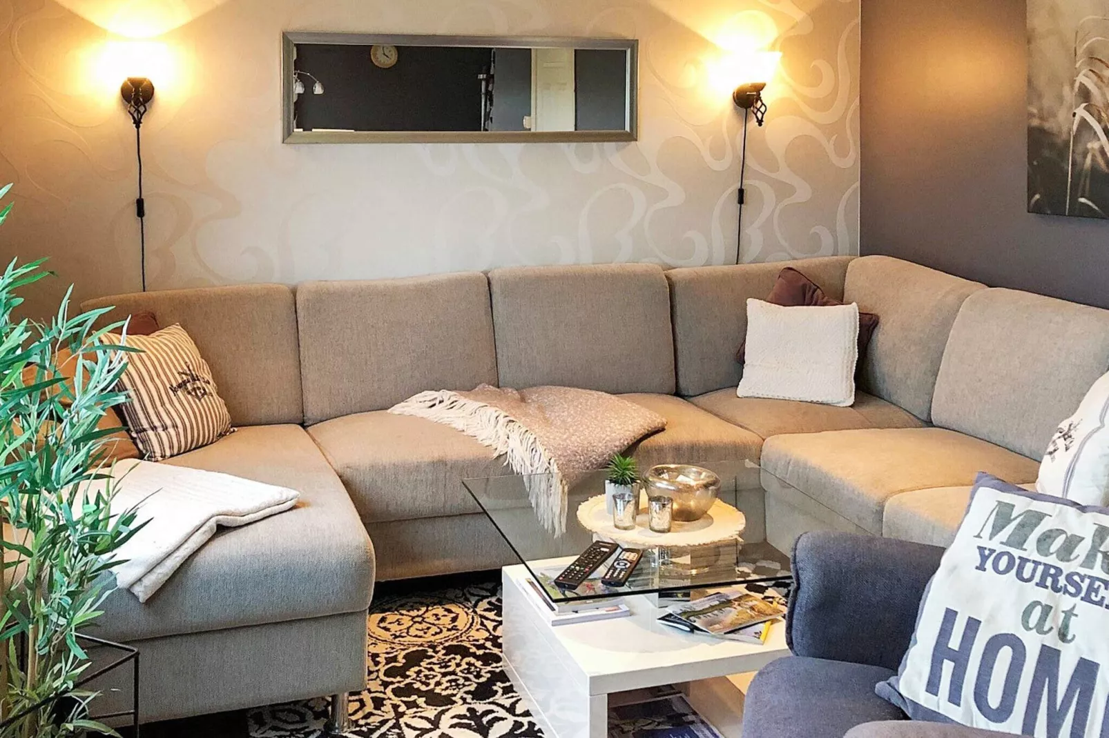 6 person holiday home in AVERØY