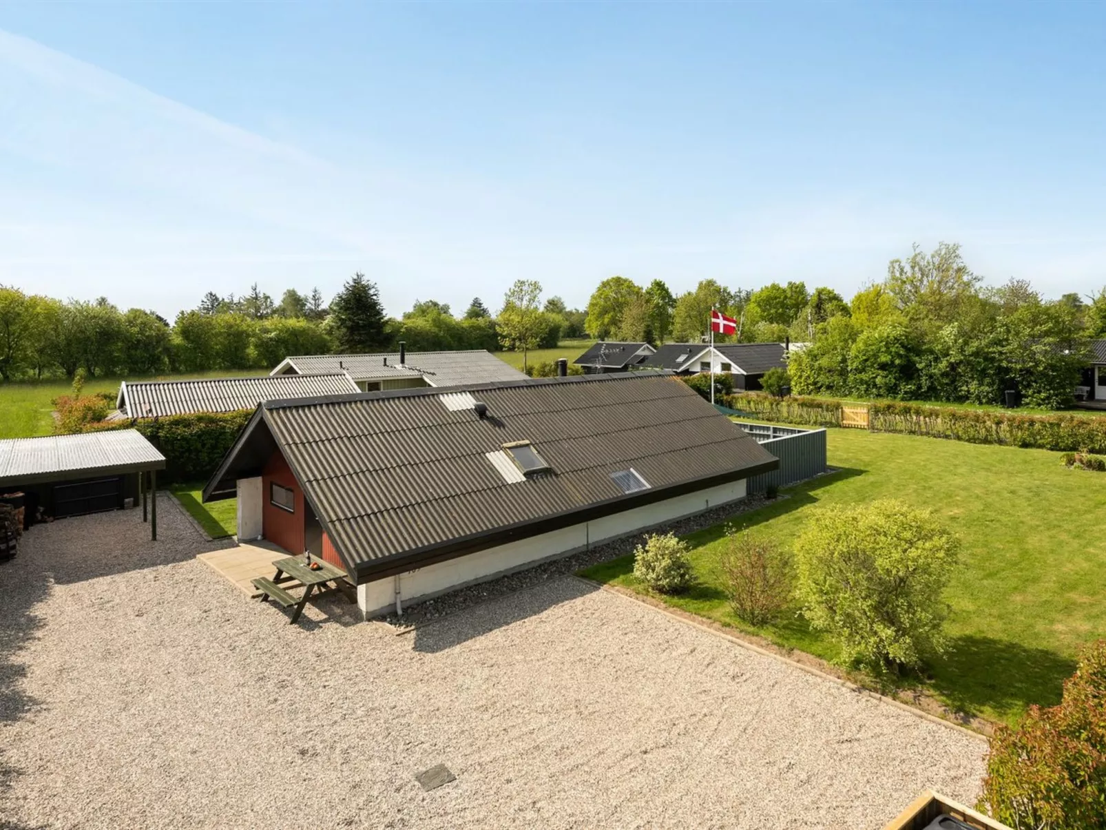 "Tican" - 400m from the sea-Outside