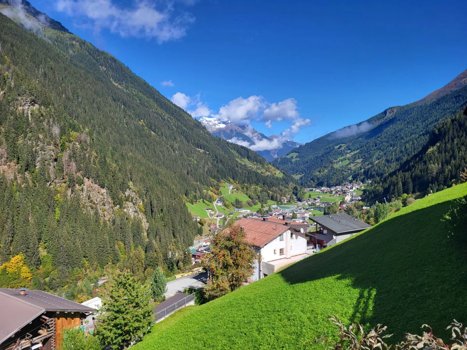 Bergschnucke Homes-Draußen