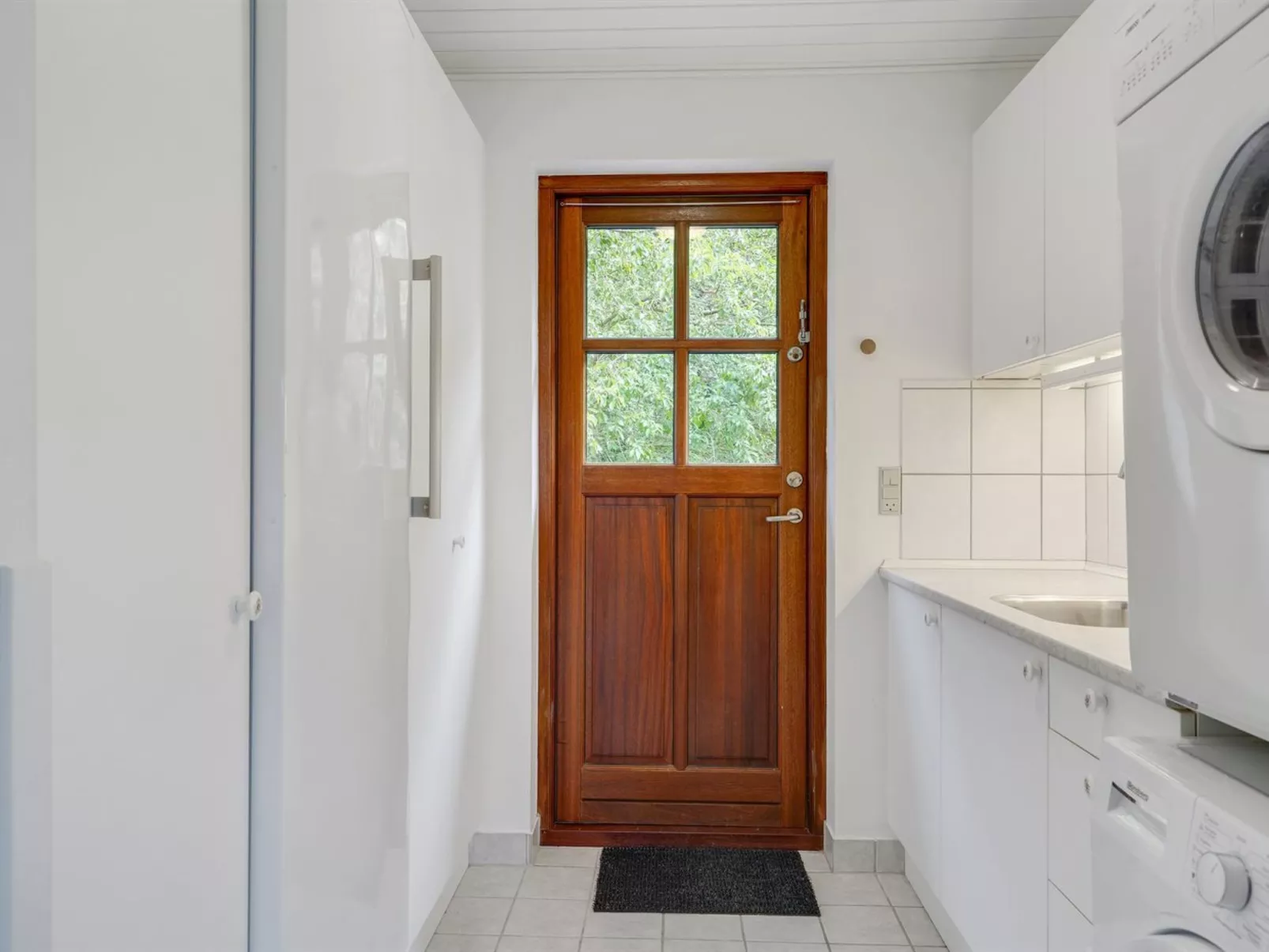 "Jorith" - 550m from the sea-Inside