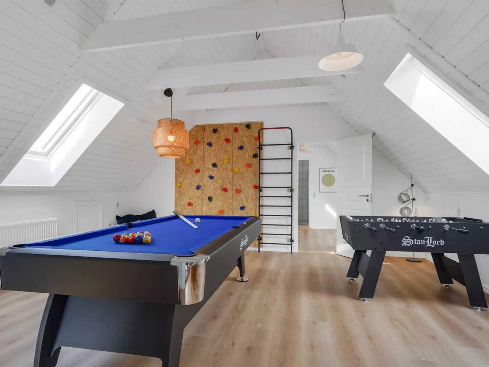 "Jorith" - 550m from the sea-Inside