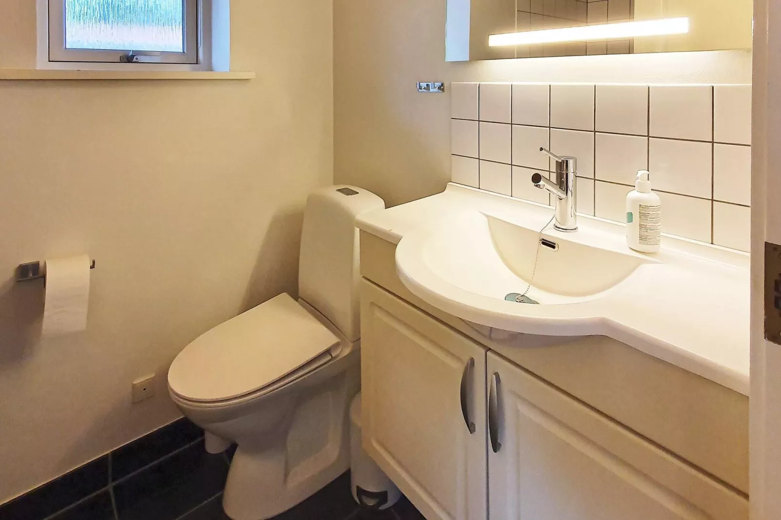 8 person holiday home in Asnæs-Indoor