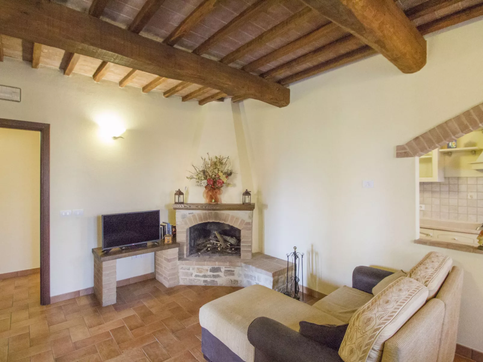 Montecucco Winery-Inside