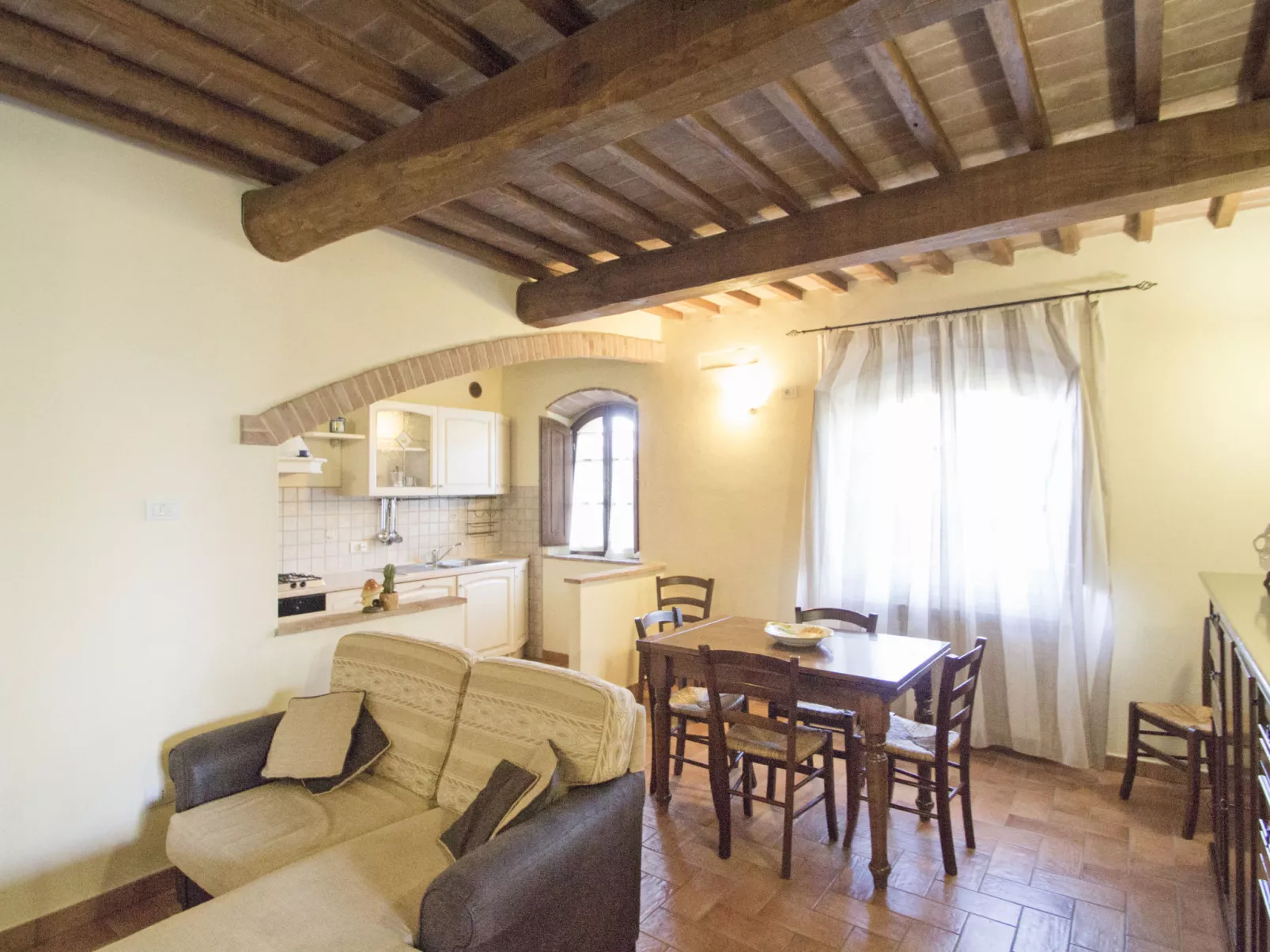 Montecucco Winery-Inside
