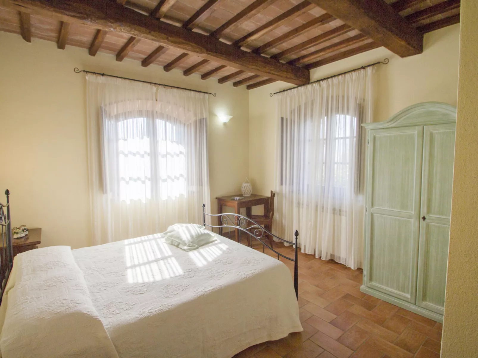 Montecucco Winery-Inside