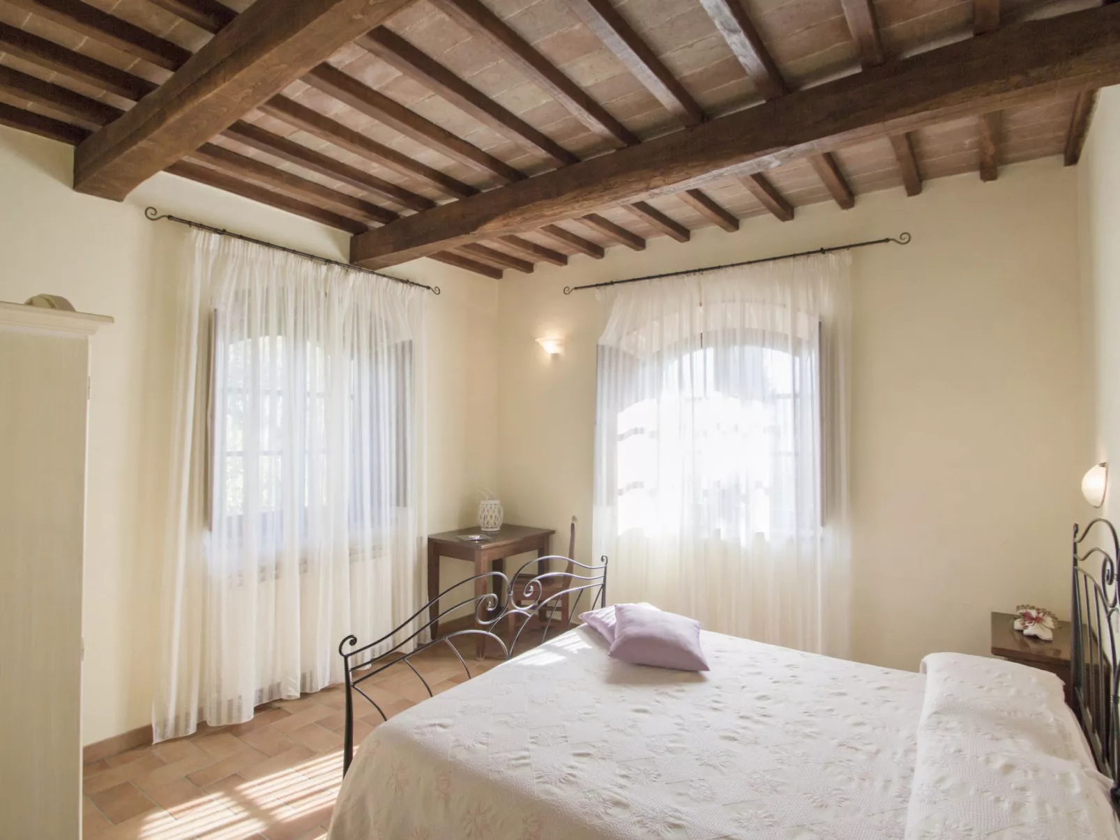 Montecucco Winery-Inside