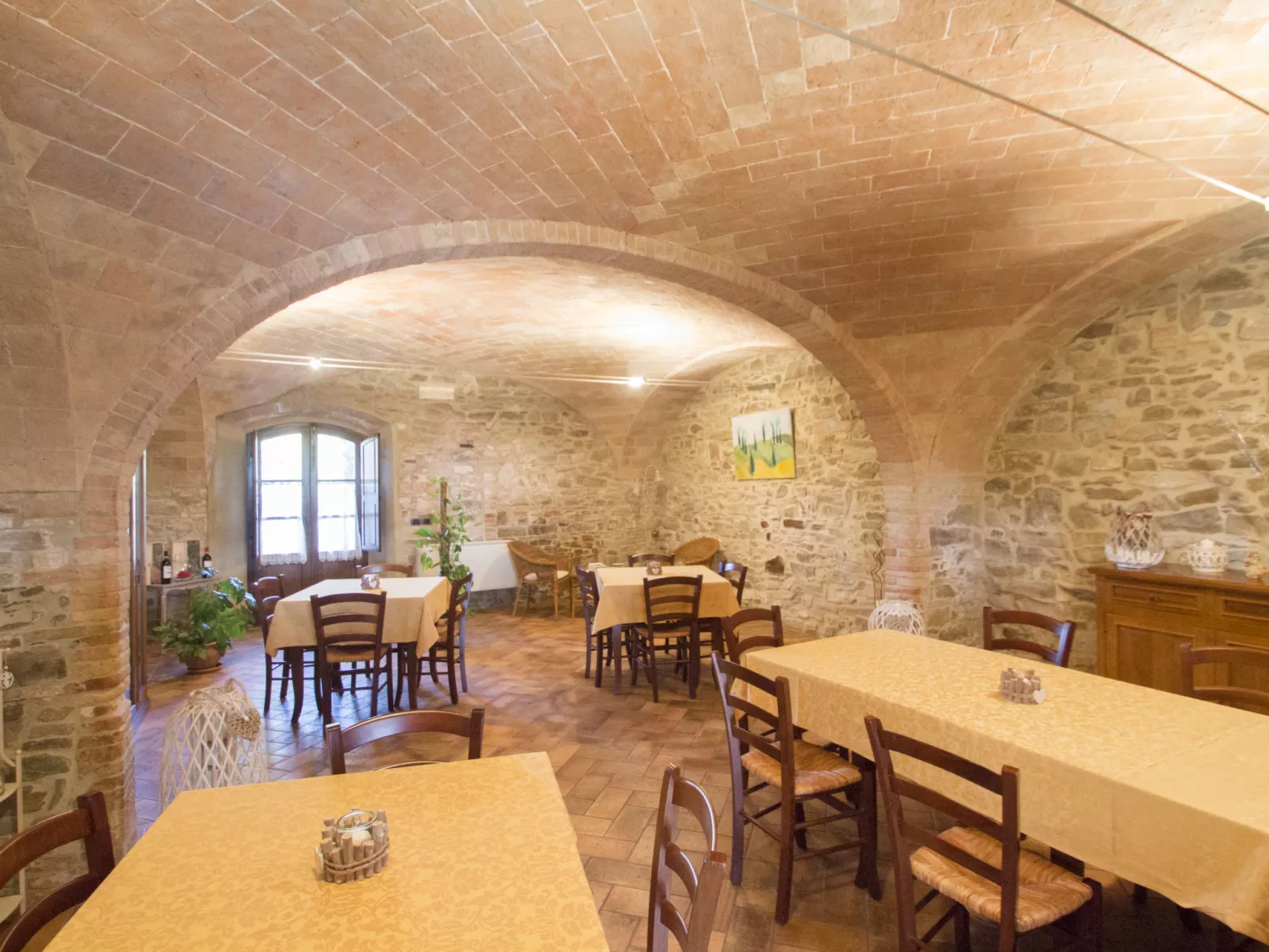 Montecucco Winery-Inside