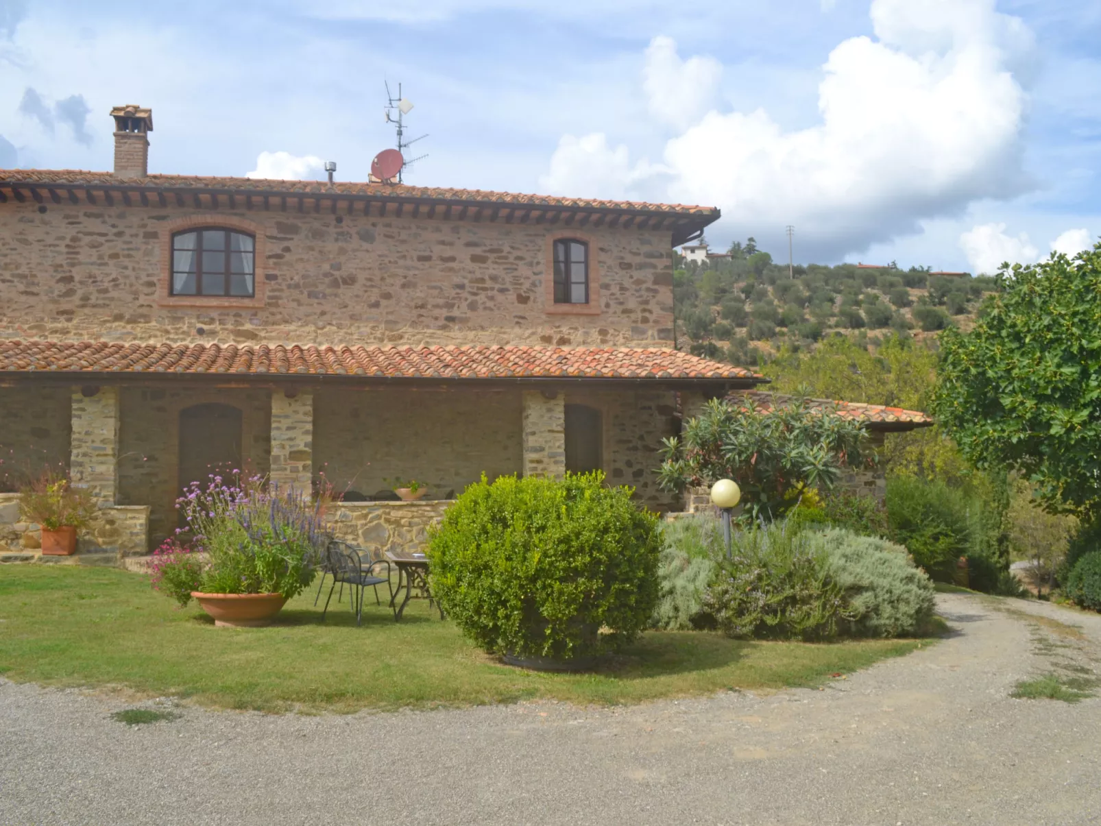 Montecucco Winery-Outside