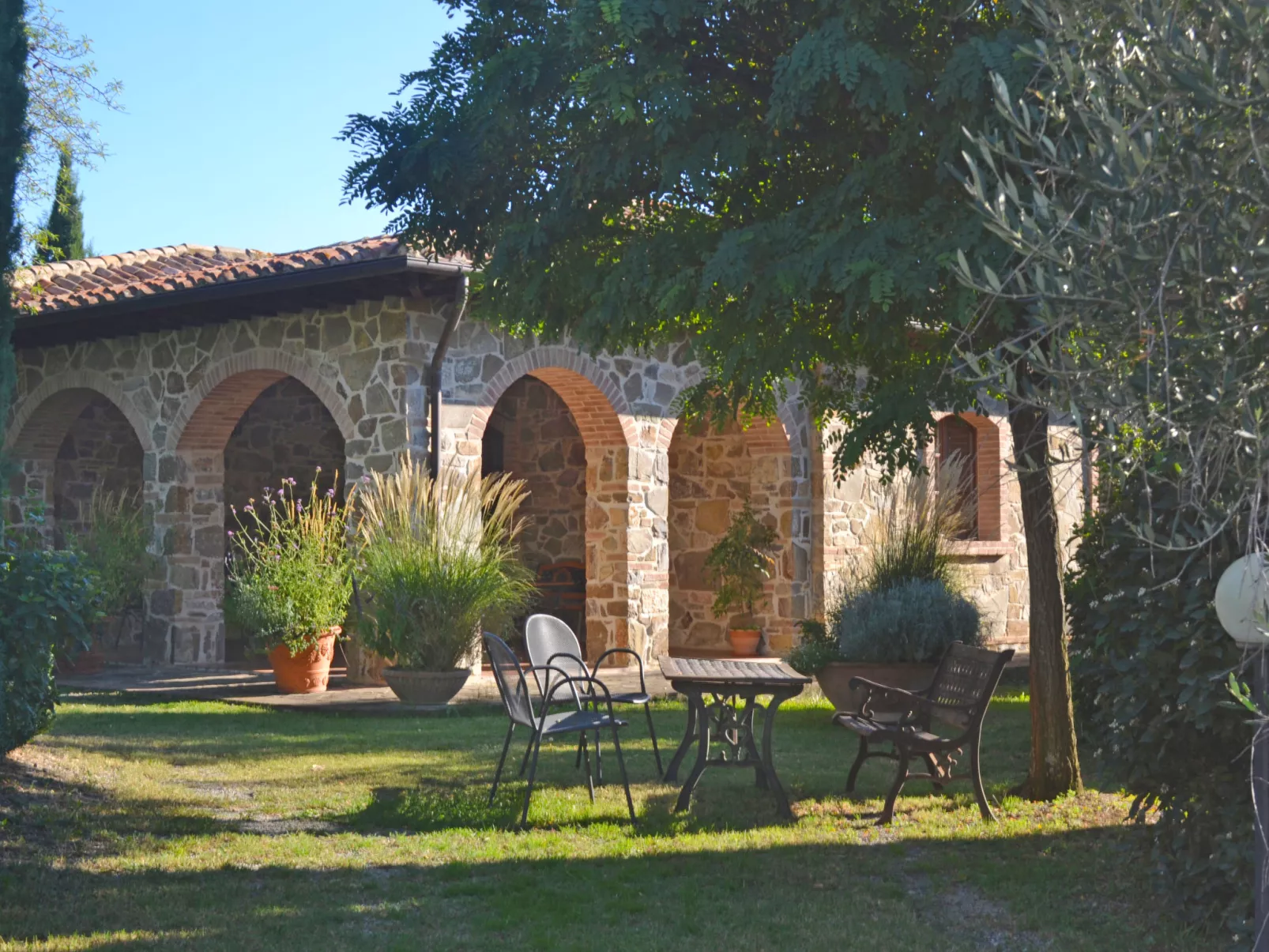 Montecucco Winery-Outside
