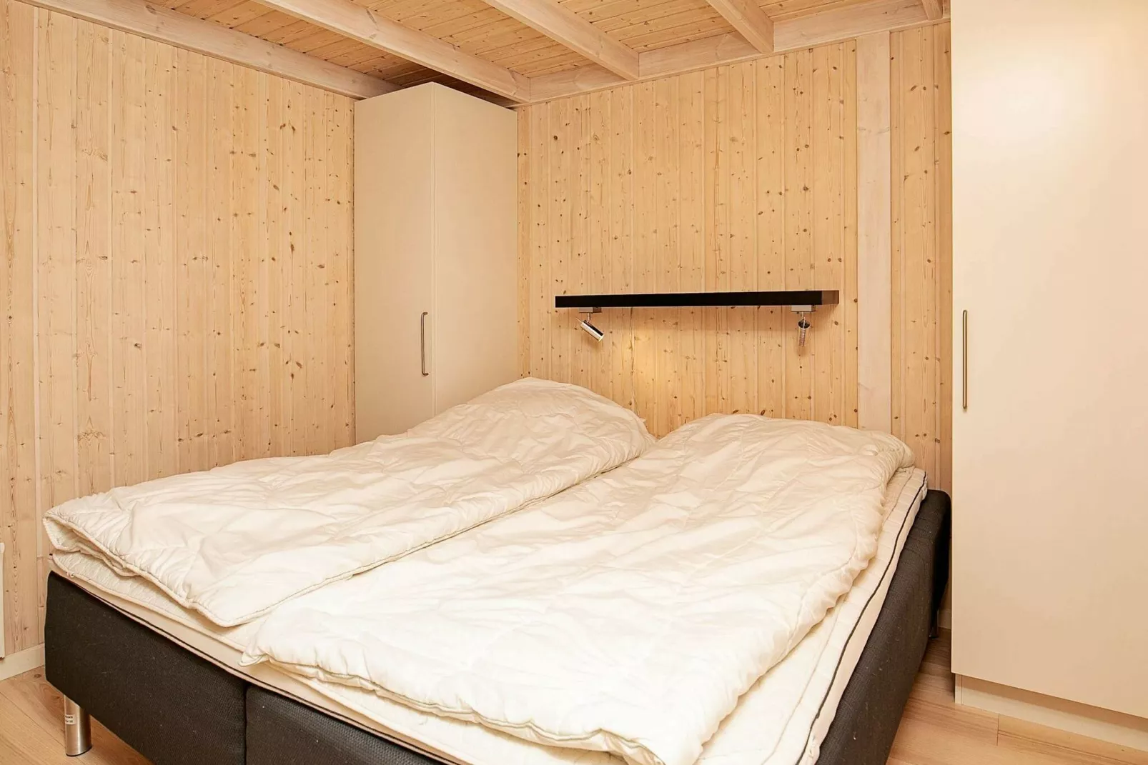 10 person holiday home in Løgstør-Indoor