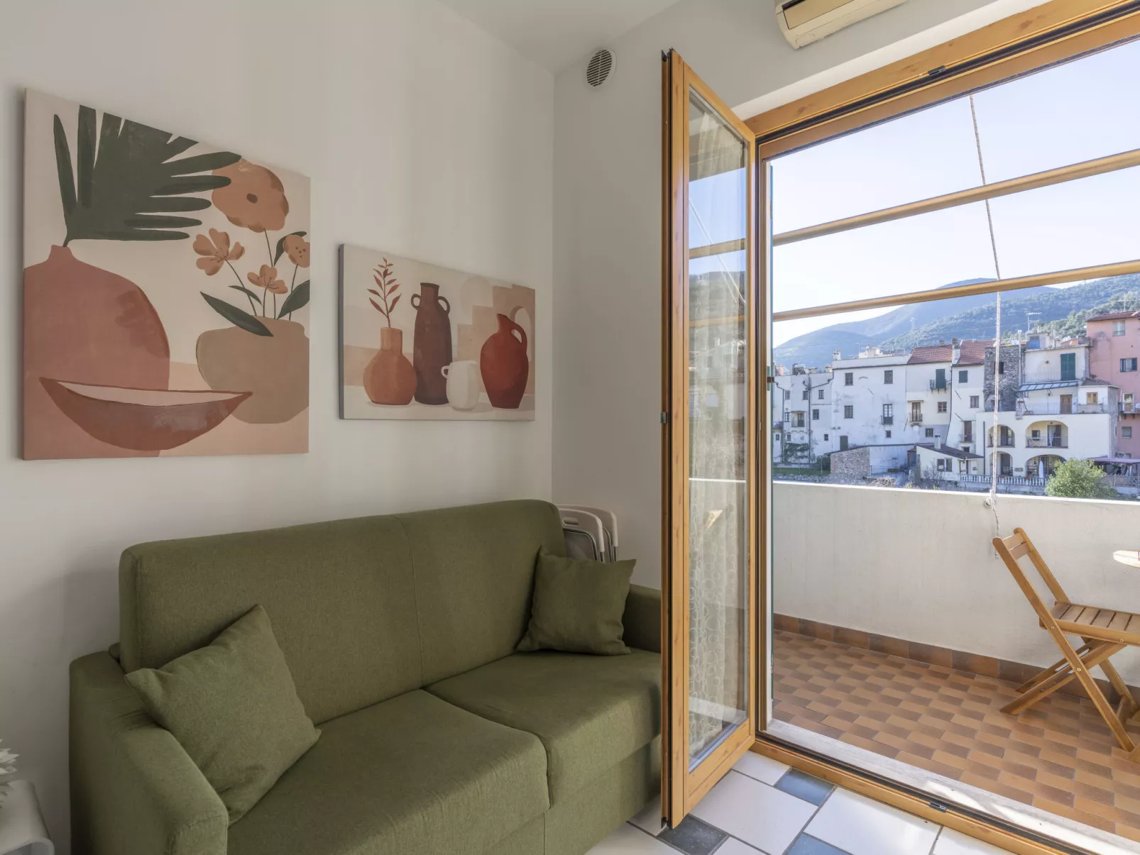 Casa Lory-Inside