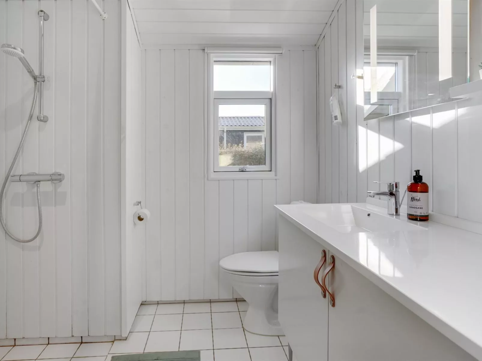 "Evamaria" - 350m from the sea-Inside