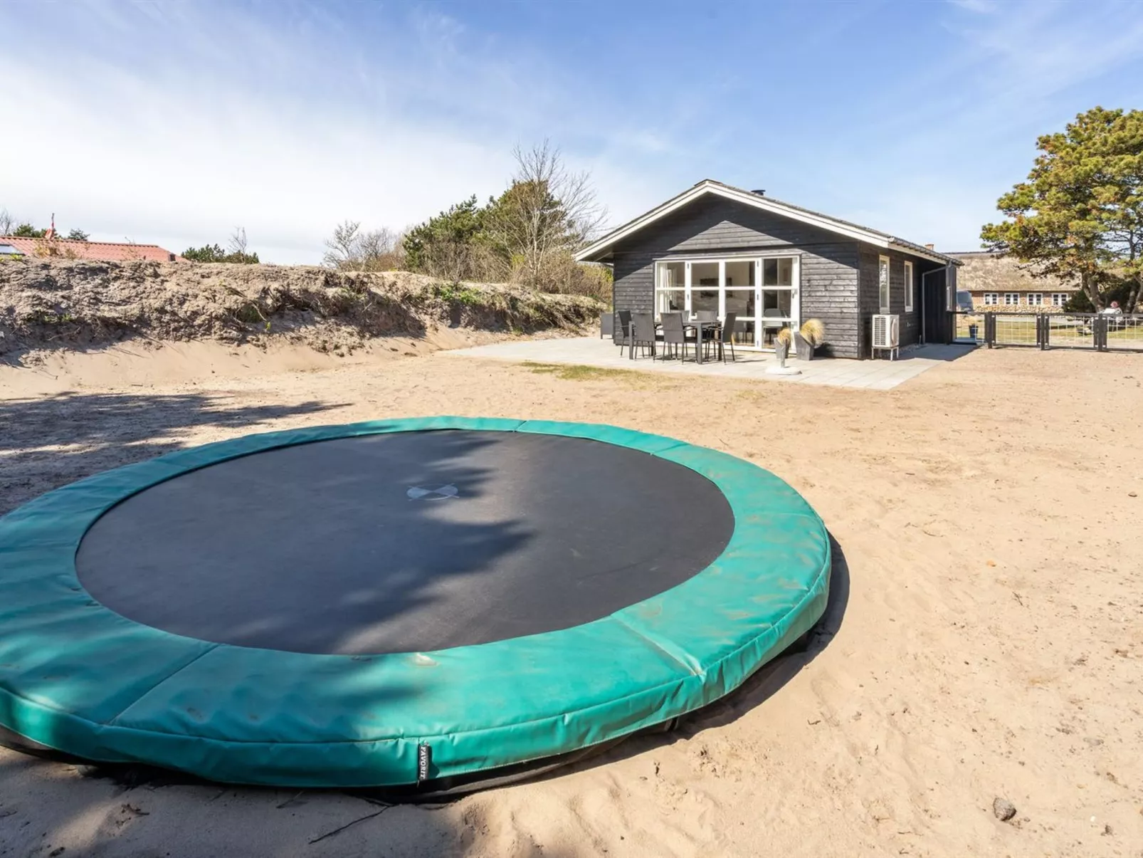 "Gillis" - 900m from the sea-Outside