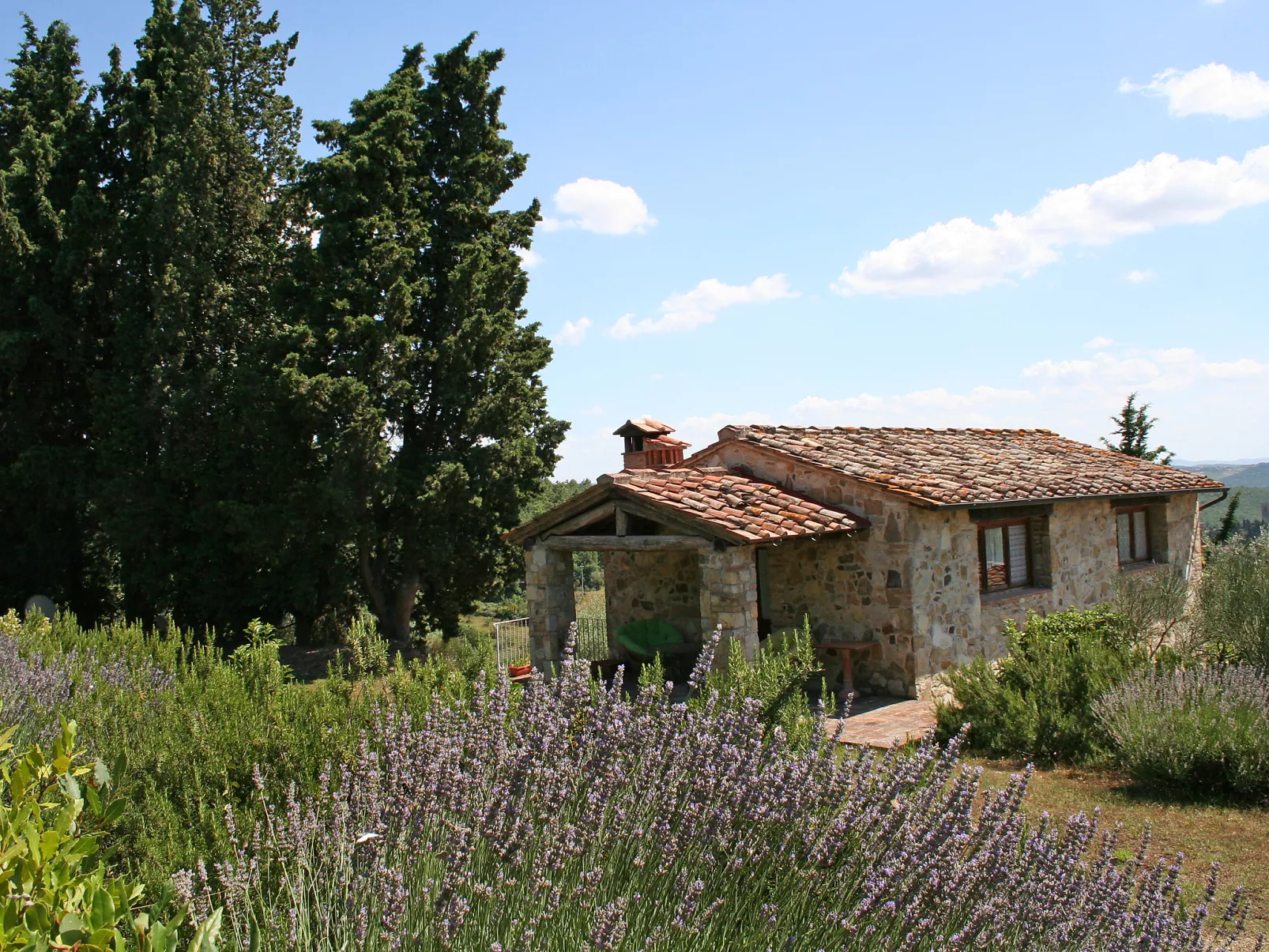 Badia a Passignano-Draußen