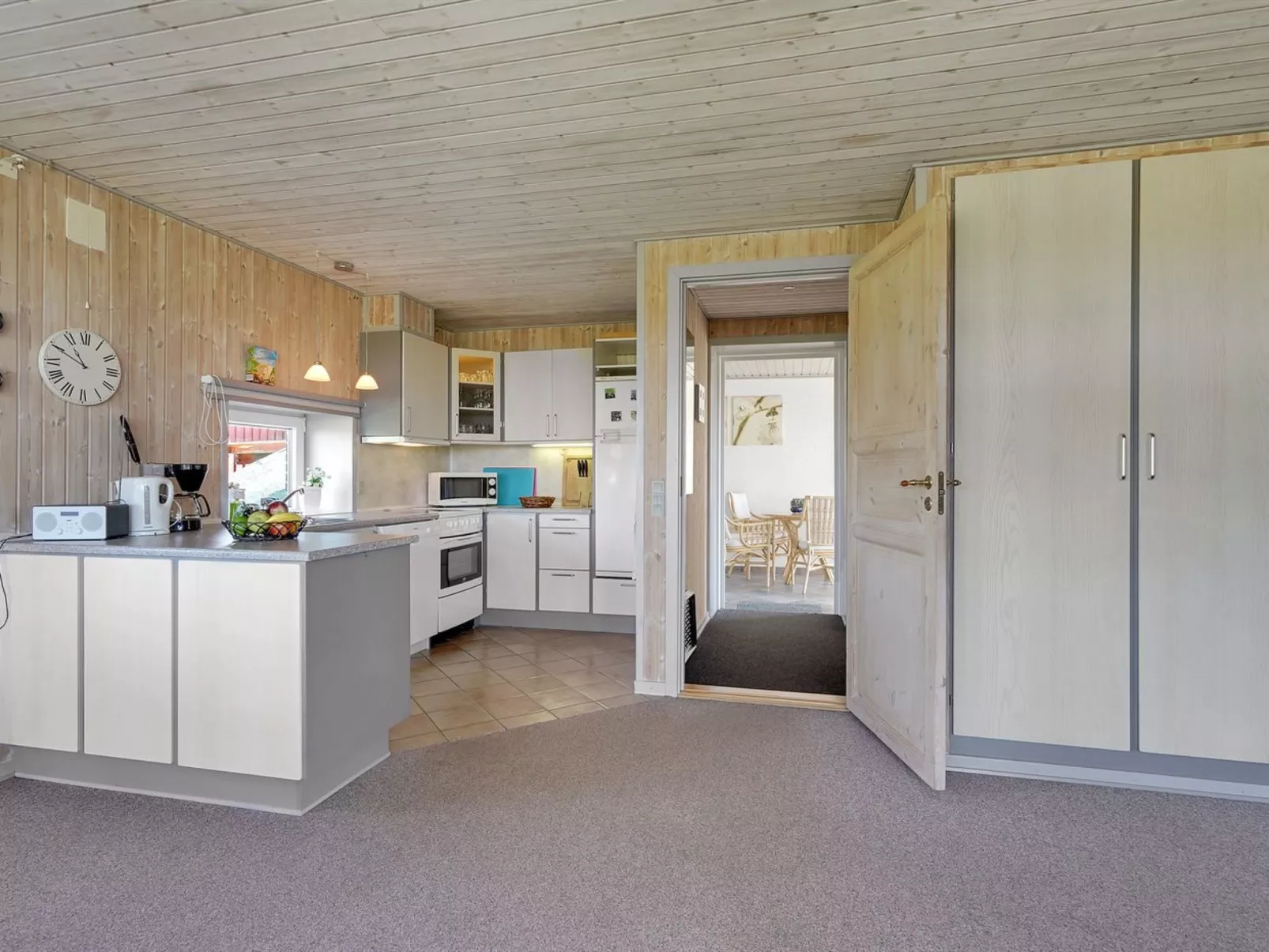 "Helfrida" - 350m from the sea-Inside