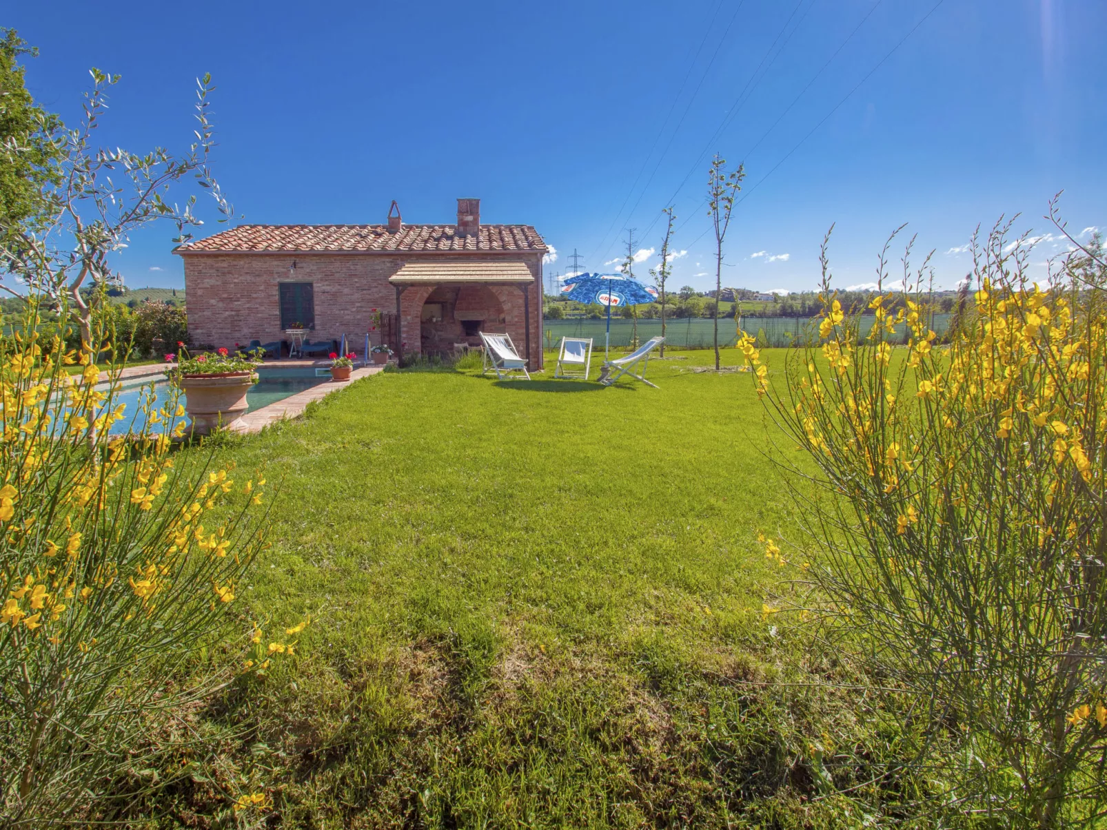 La Capannina-Outside