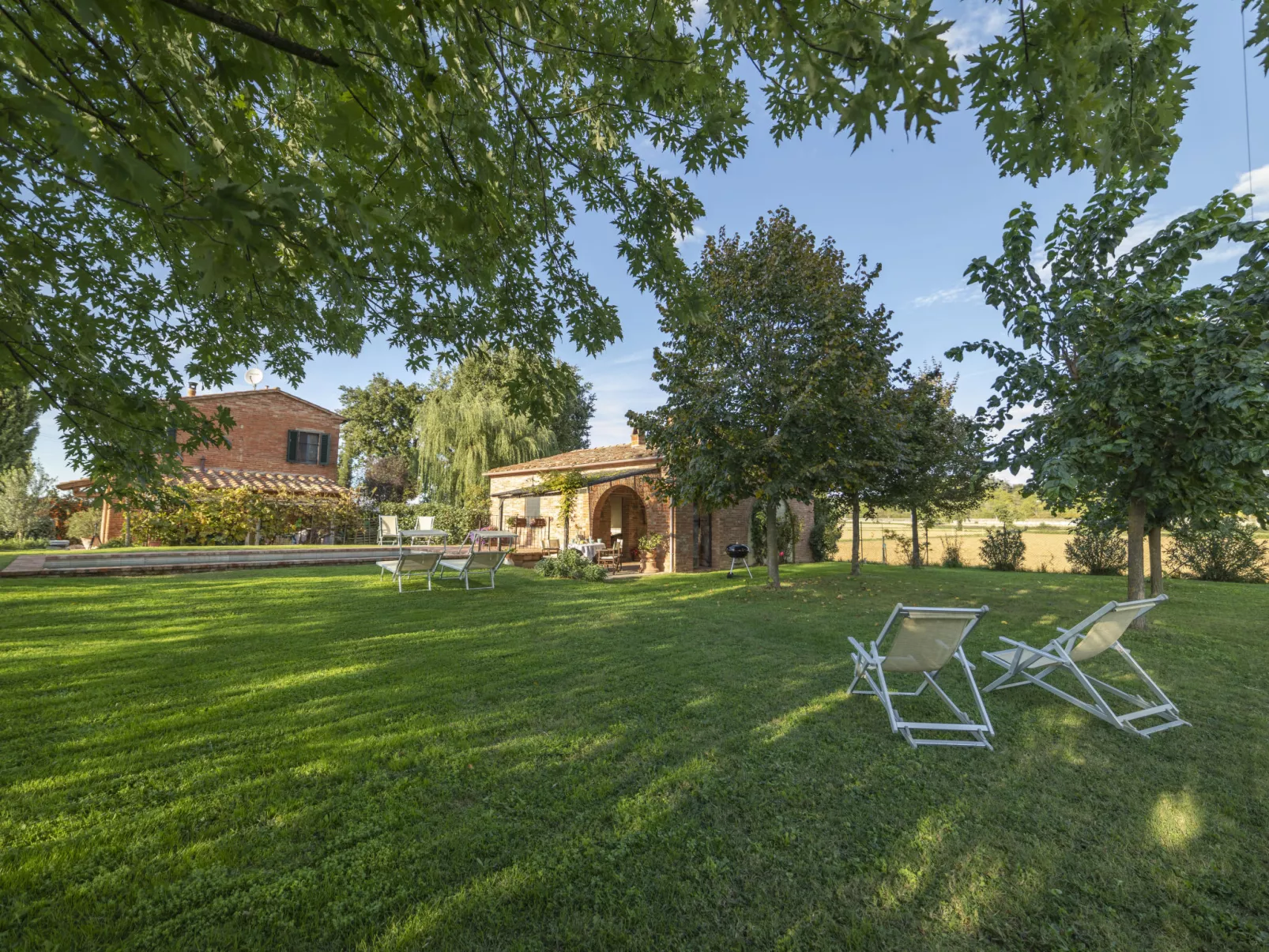 La Capannina-Outside