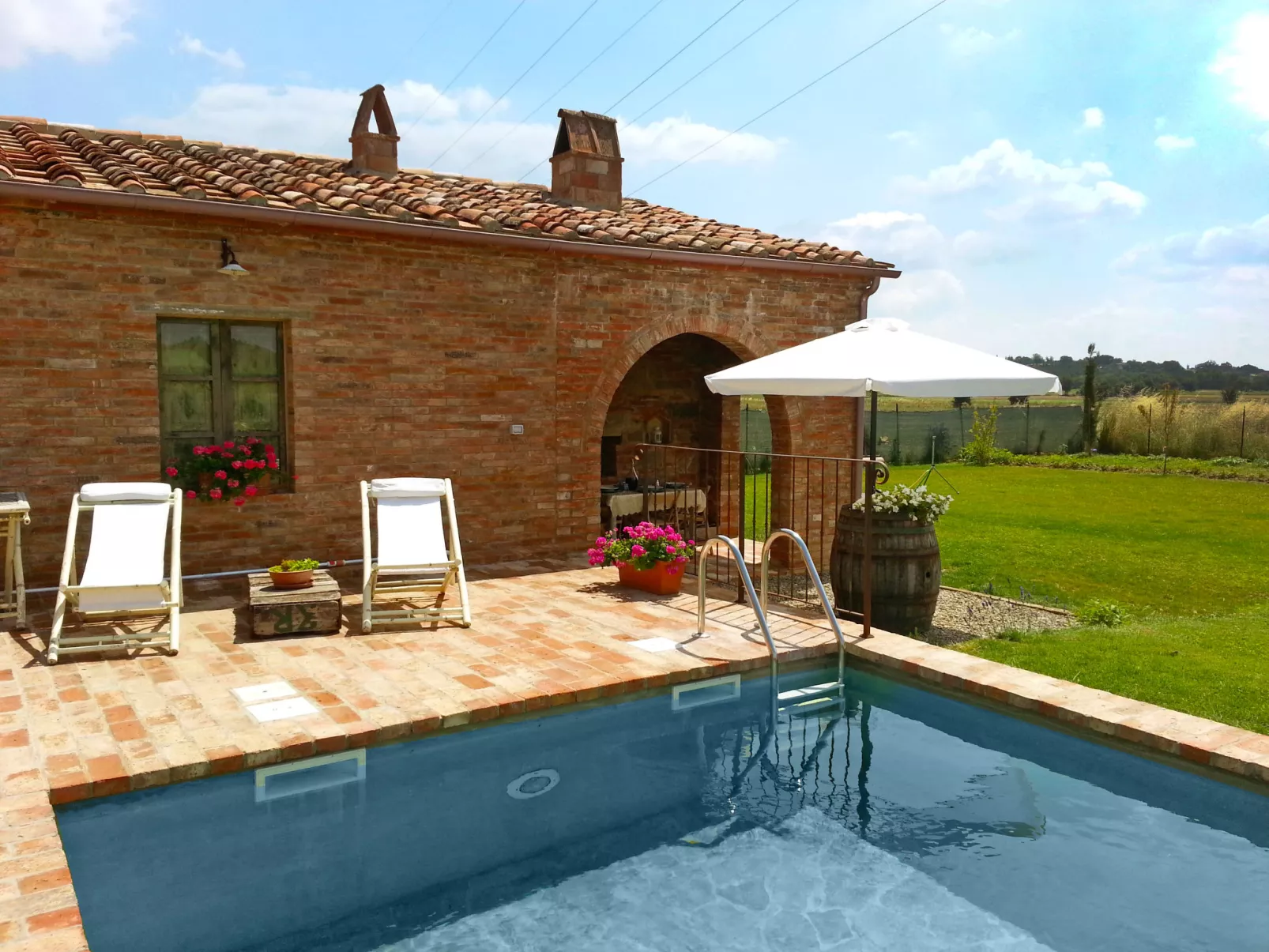 La Capannina-Outside