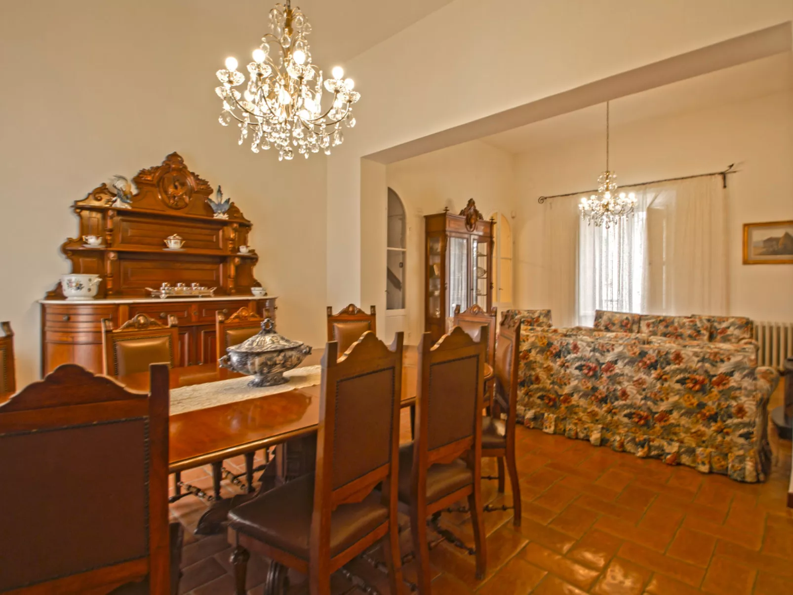 Villa La Guardia Vecchia-Dedans