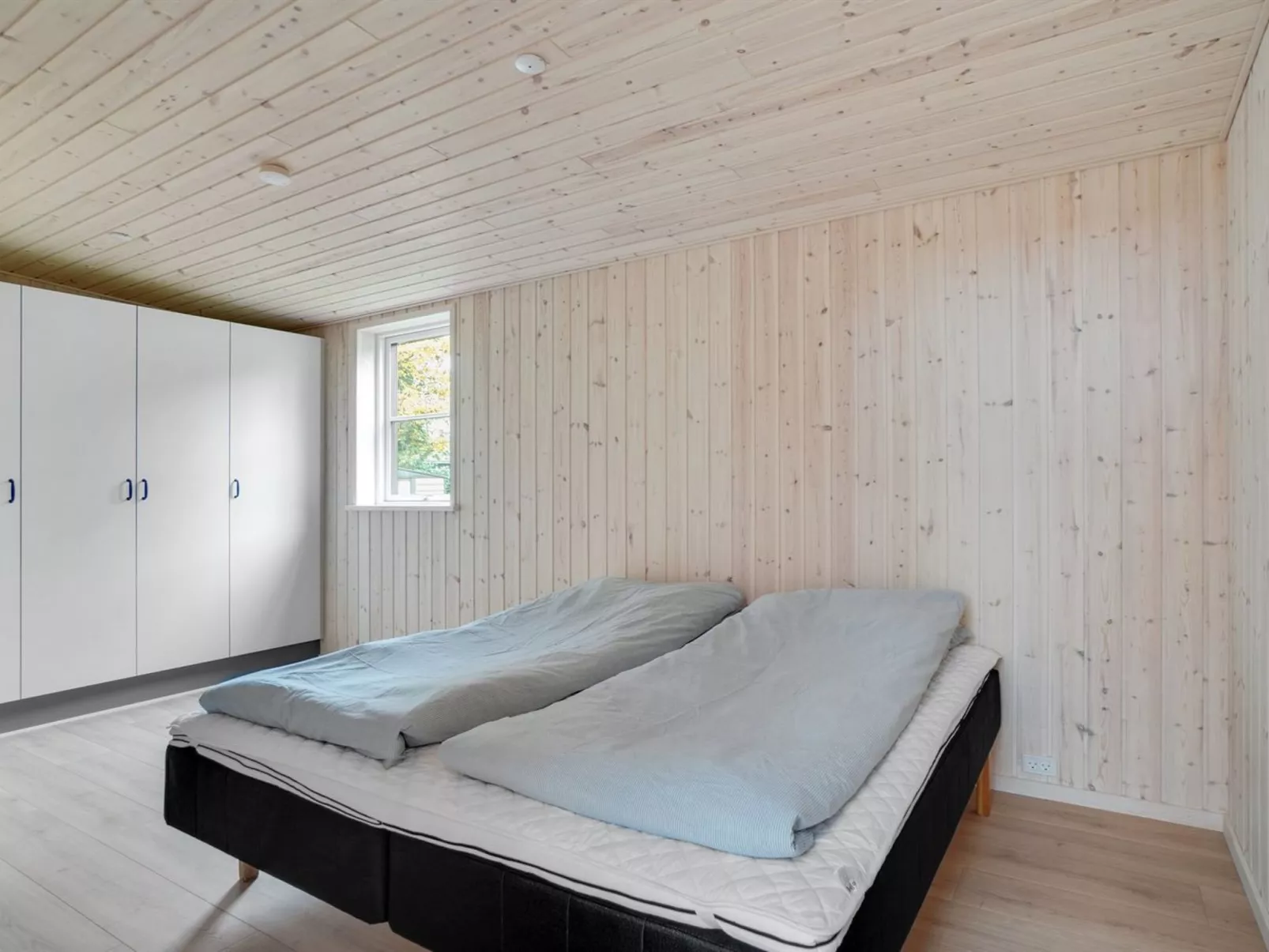 "Engli" - 90m from the sea-Inside