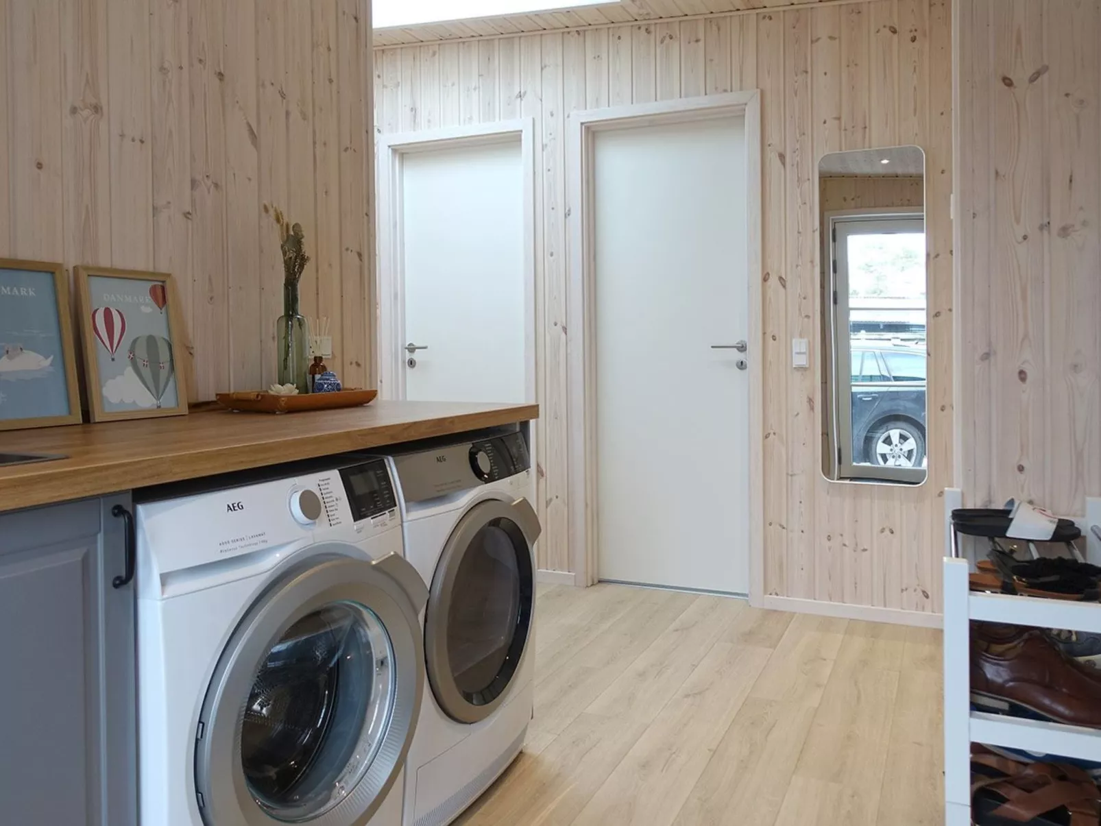 "Engli" - 90m from the sea-Inside