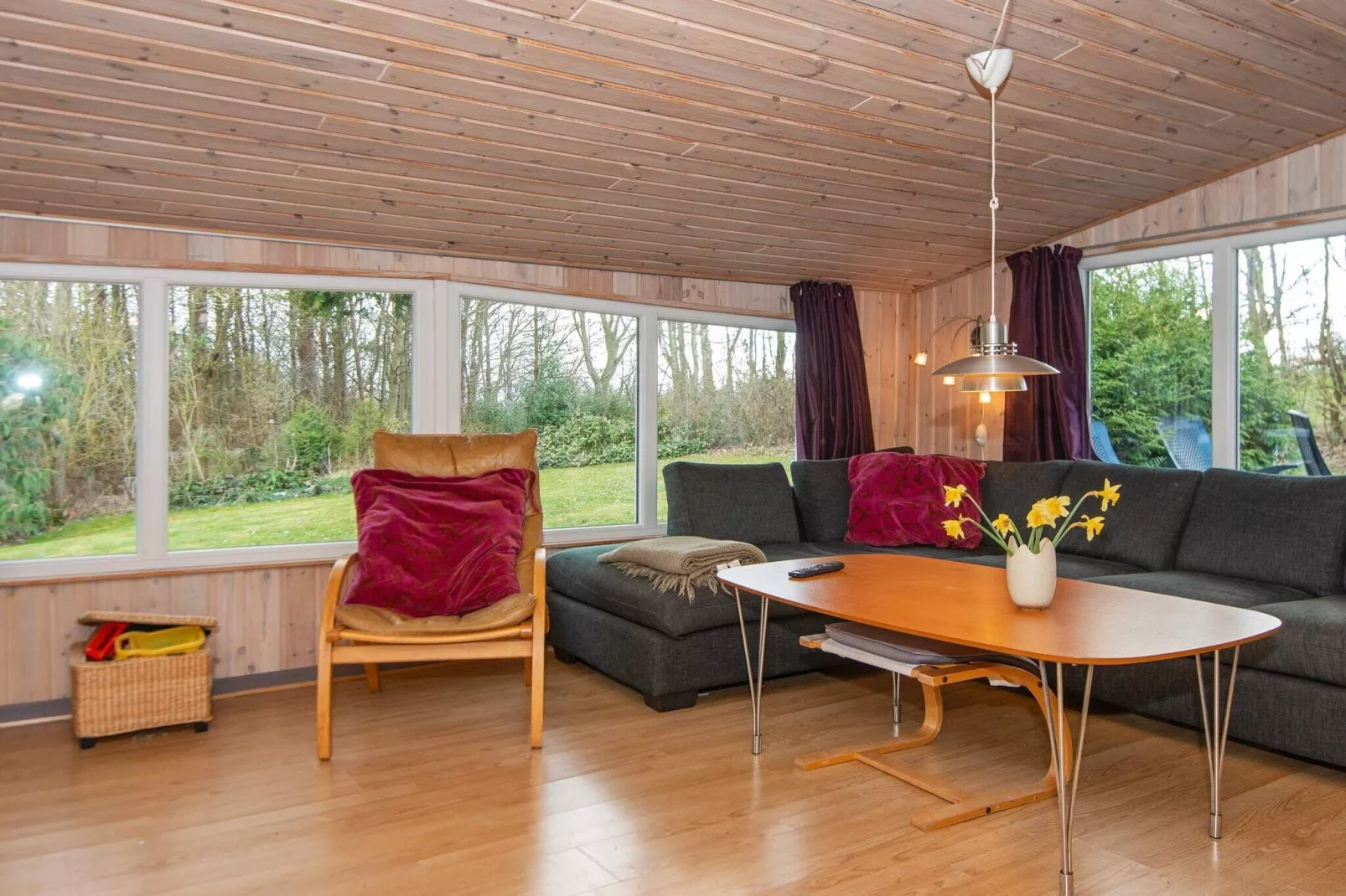 10 person holiday home in Rønde-Indoor